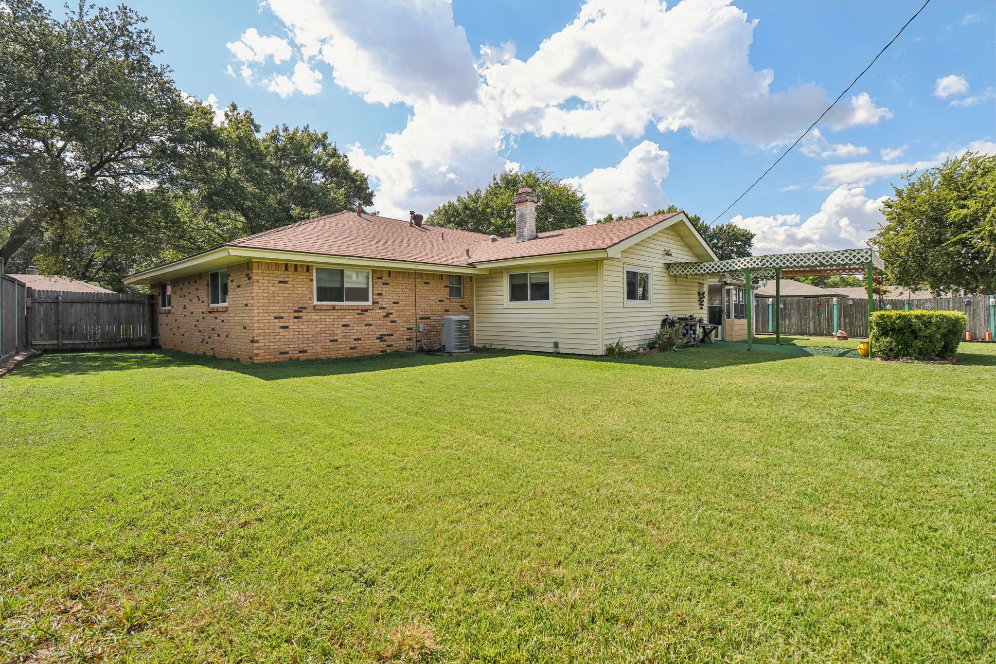 2105 Briarwood Boulevard