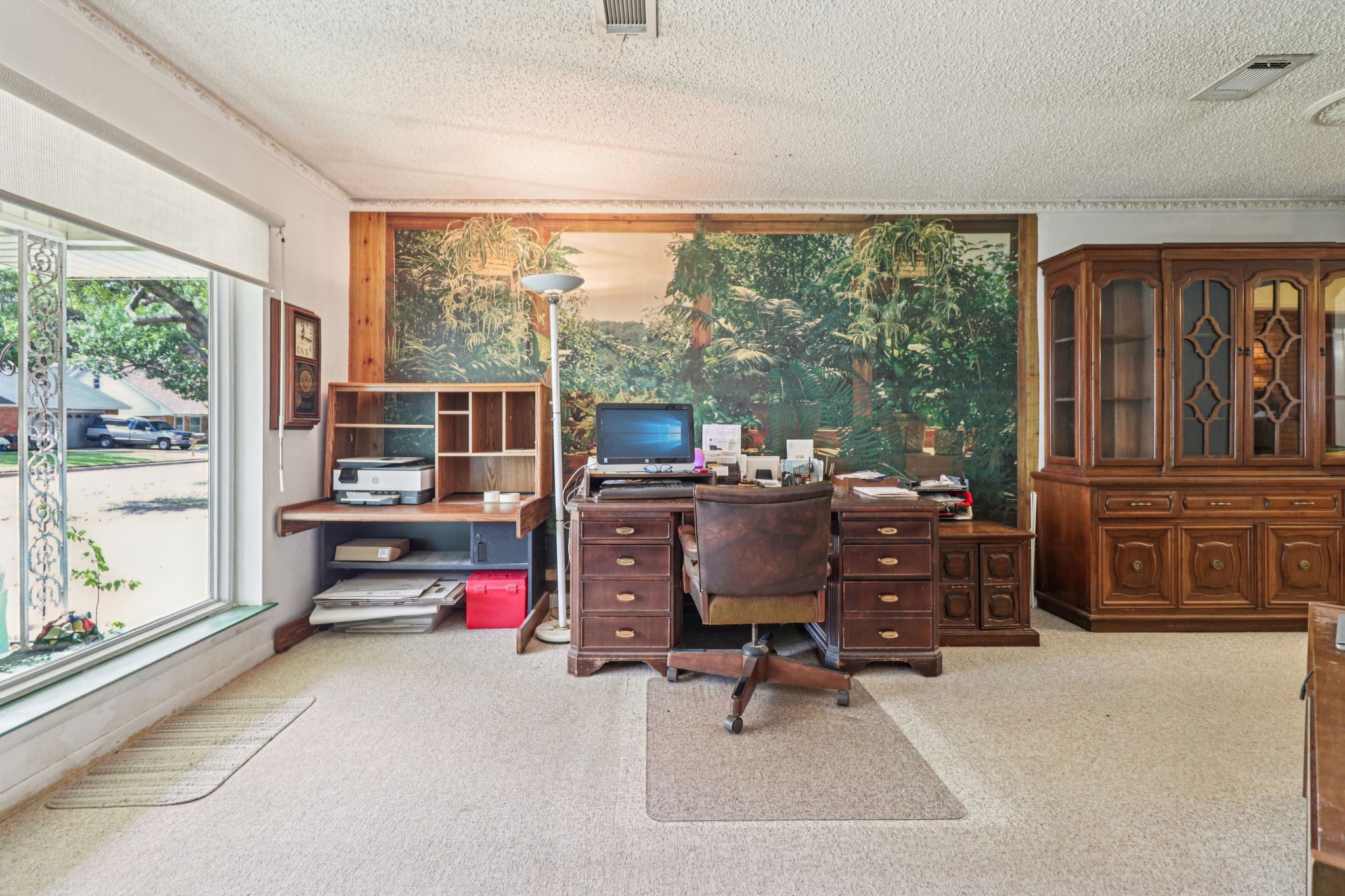 2105 Briarwood Boulevard