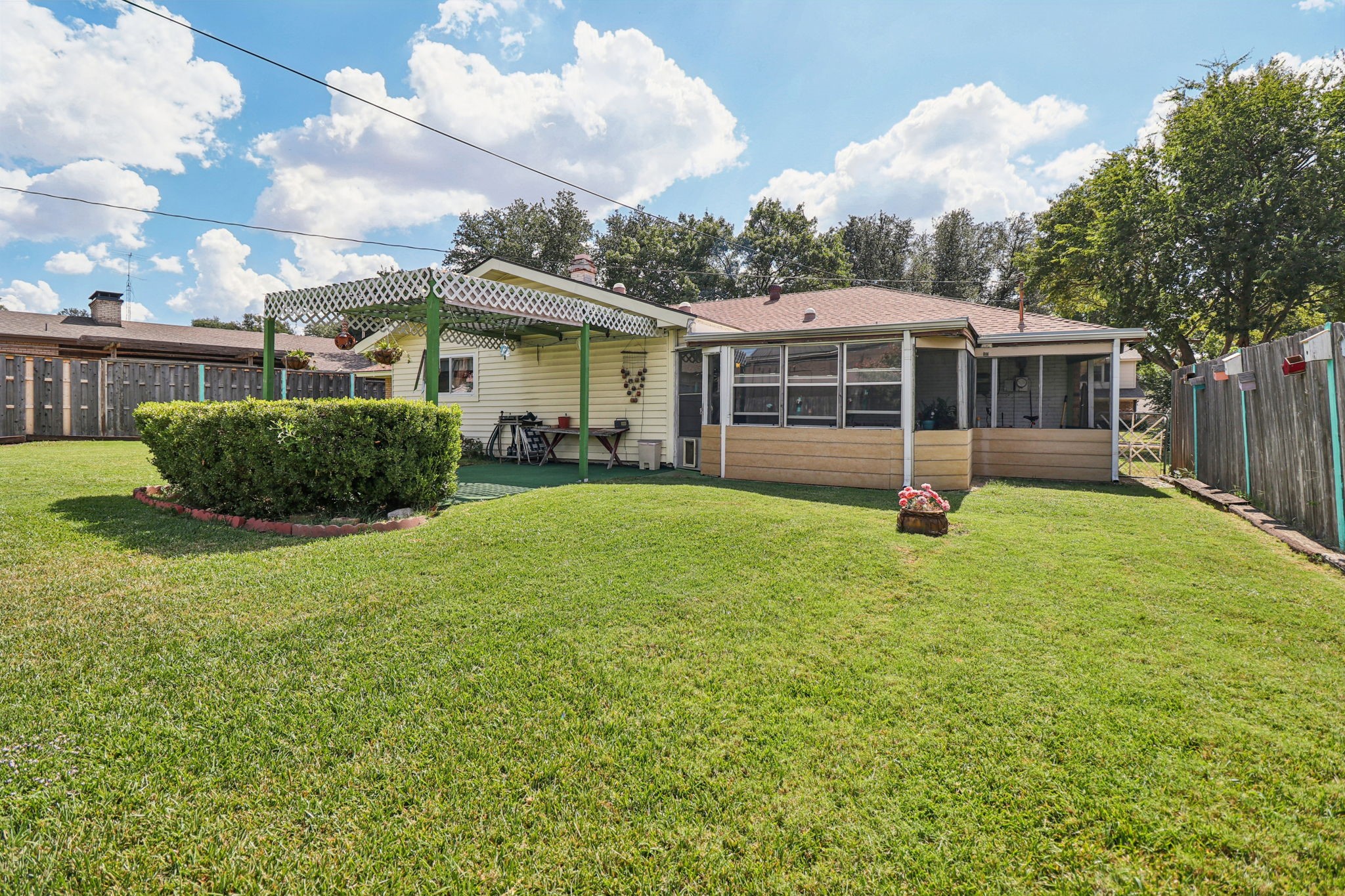 2105 Briarwood Boulevard