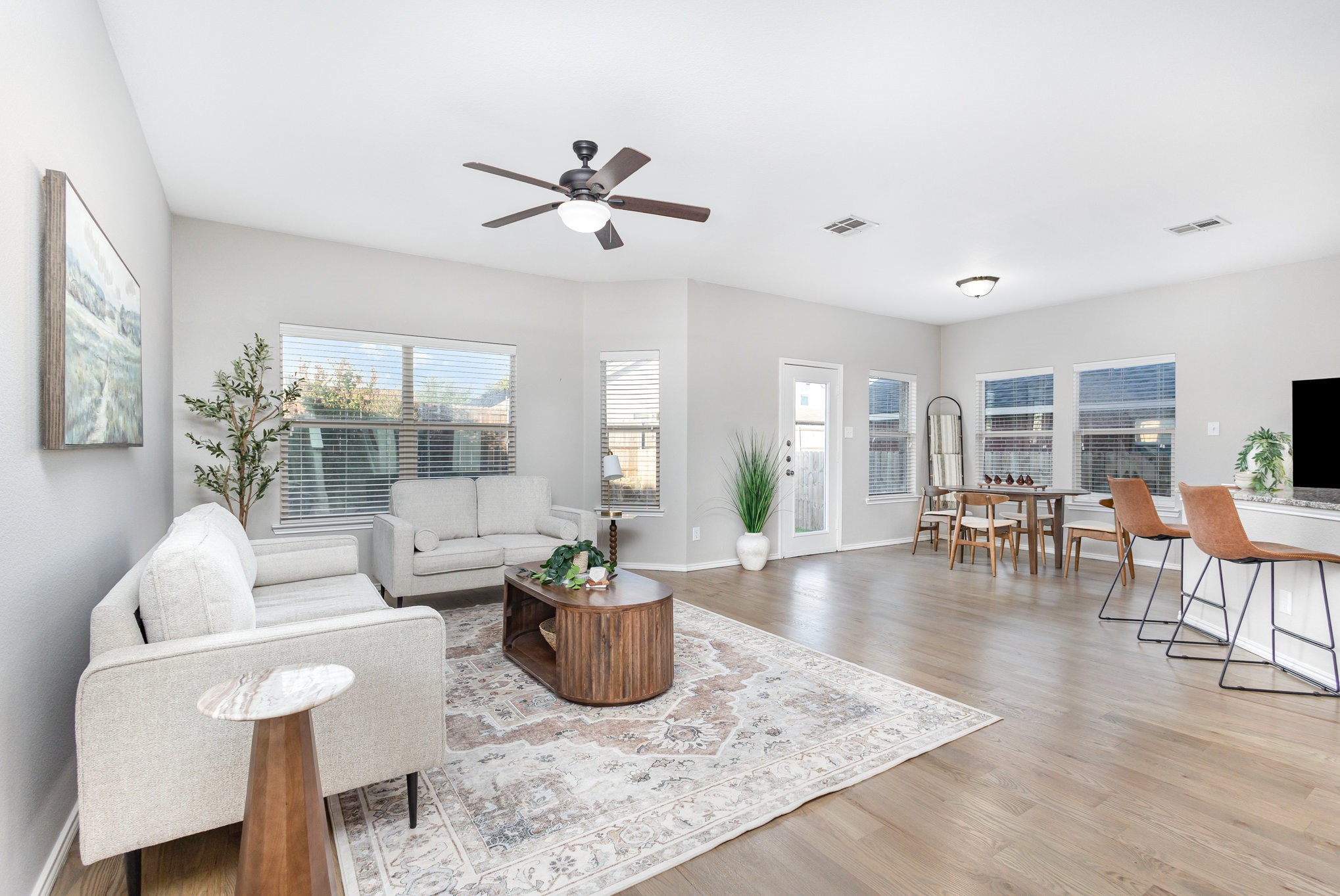 4019 Houston Dr Drive