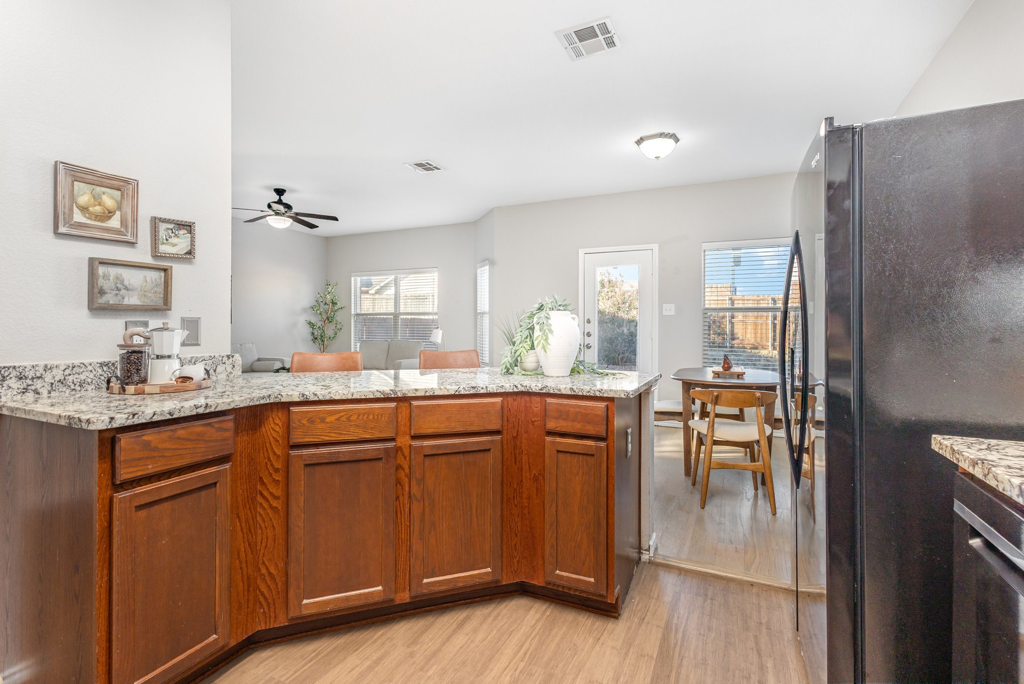 4019 Houston Dr Drive