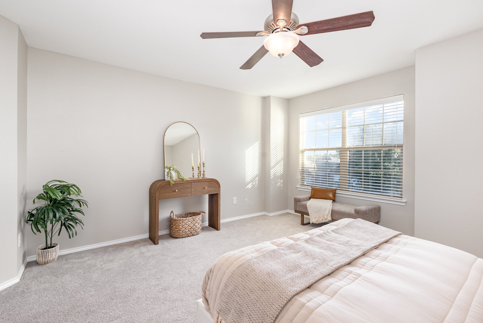 4019 Houston Dr Drive