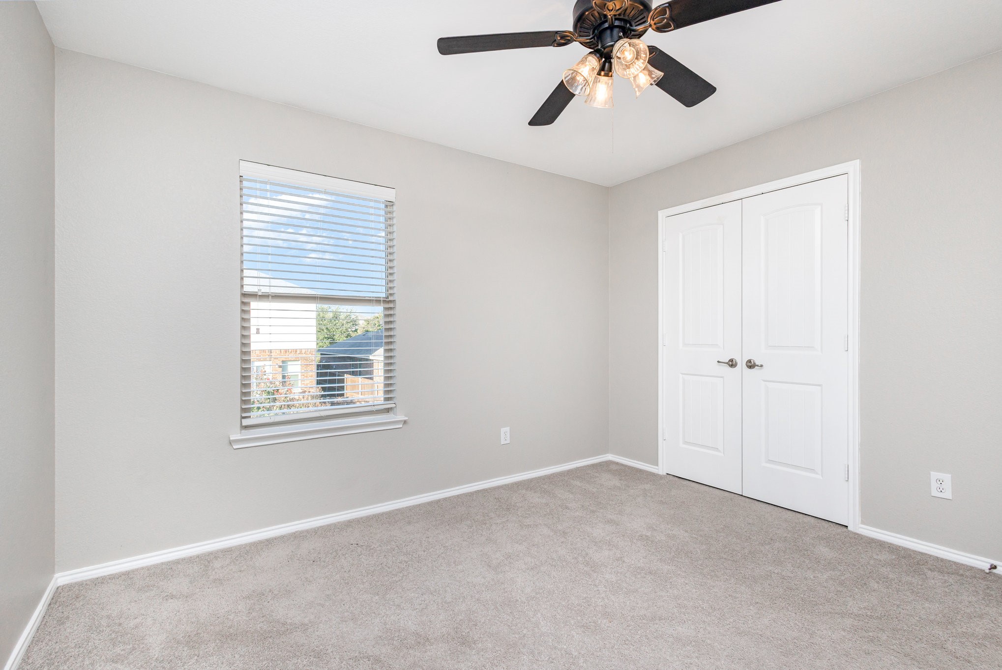 4019 Houston Dr Drive