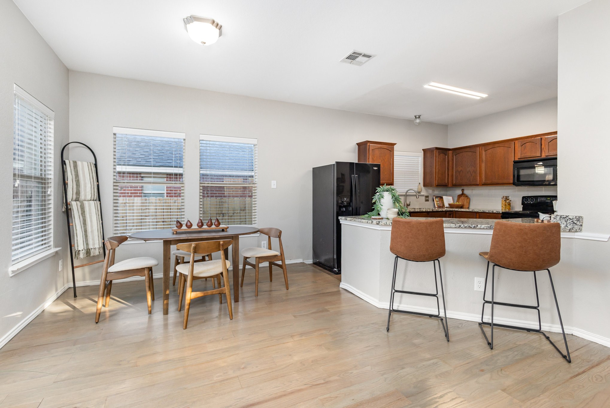 4019 Houston Dr Drive