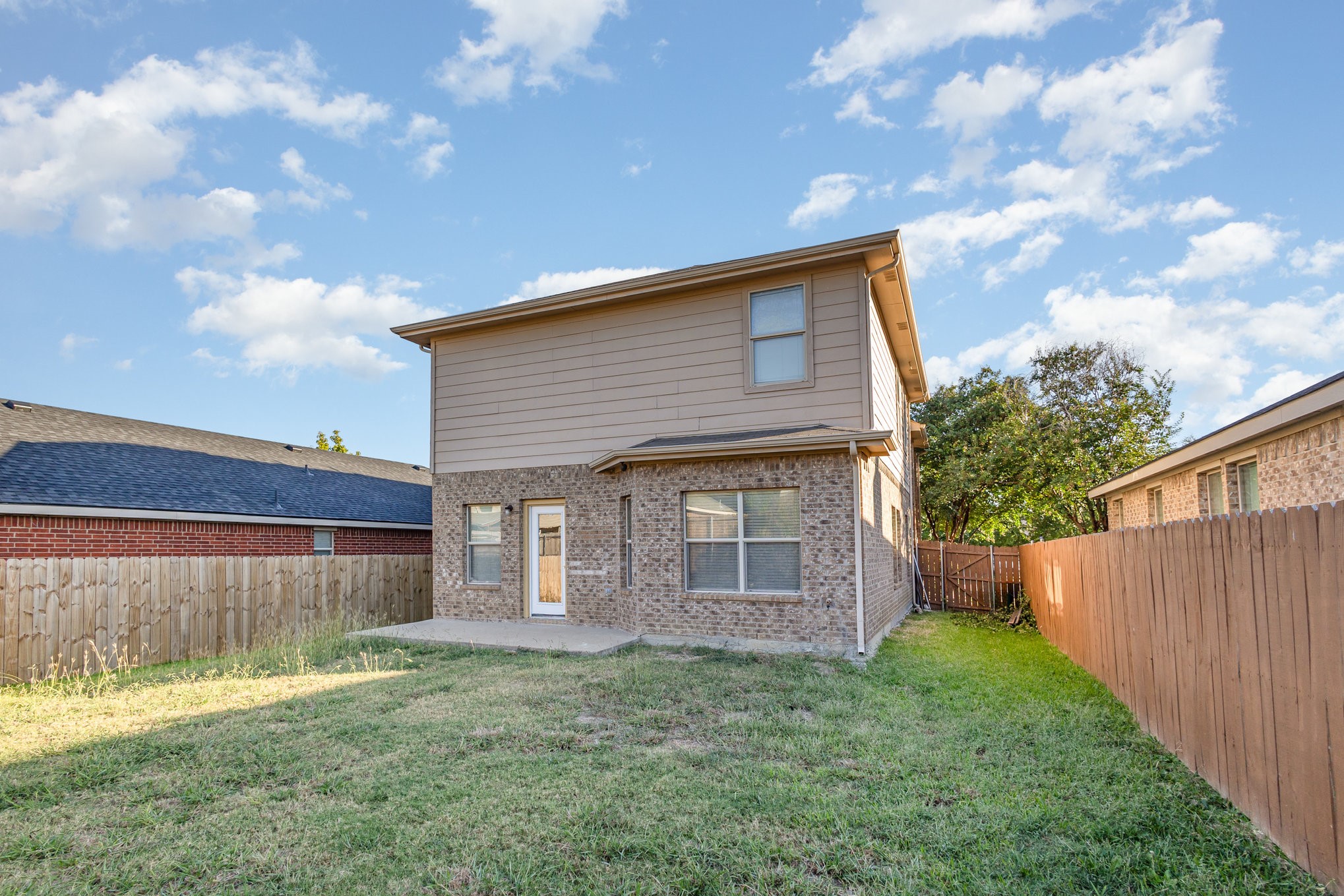 4019 Houston Dr Drive