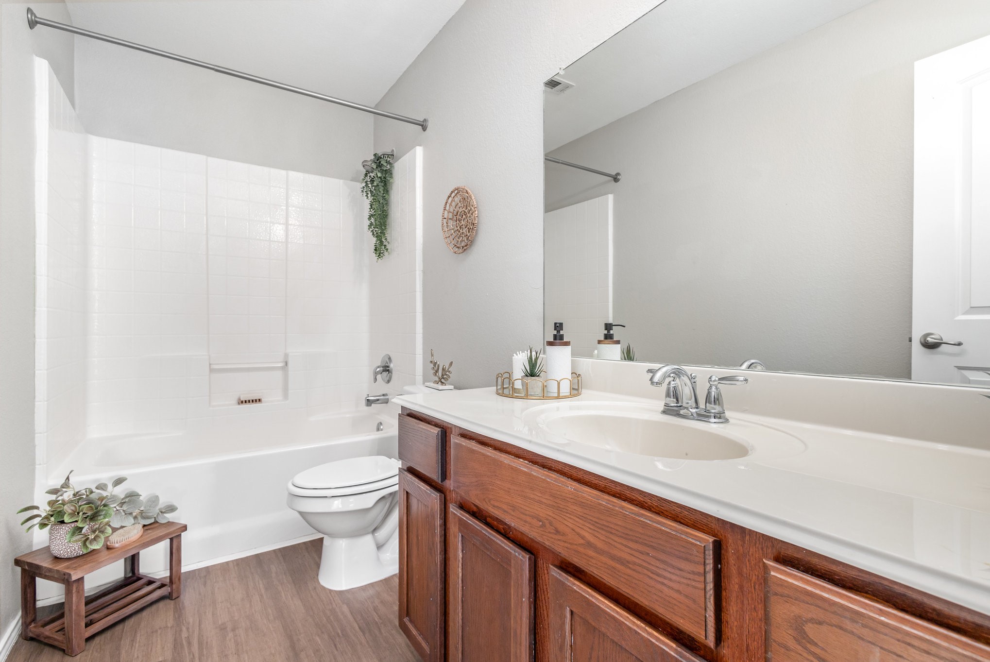 4019 Houston Dr Drive