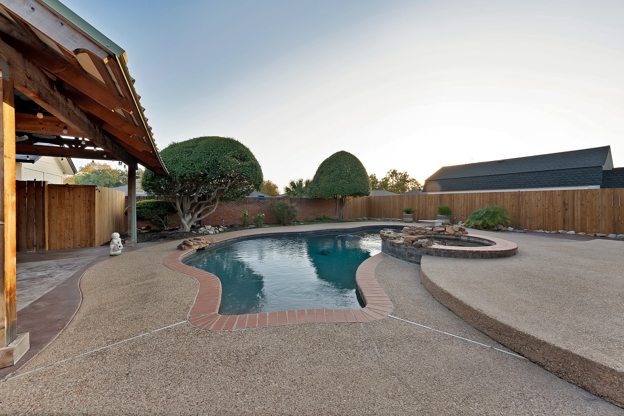 2804 Wood Wind Drive