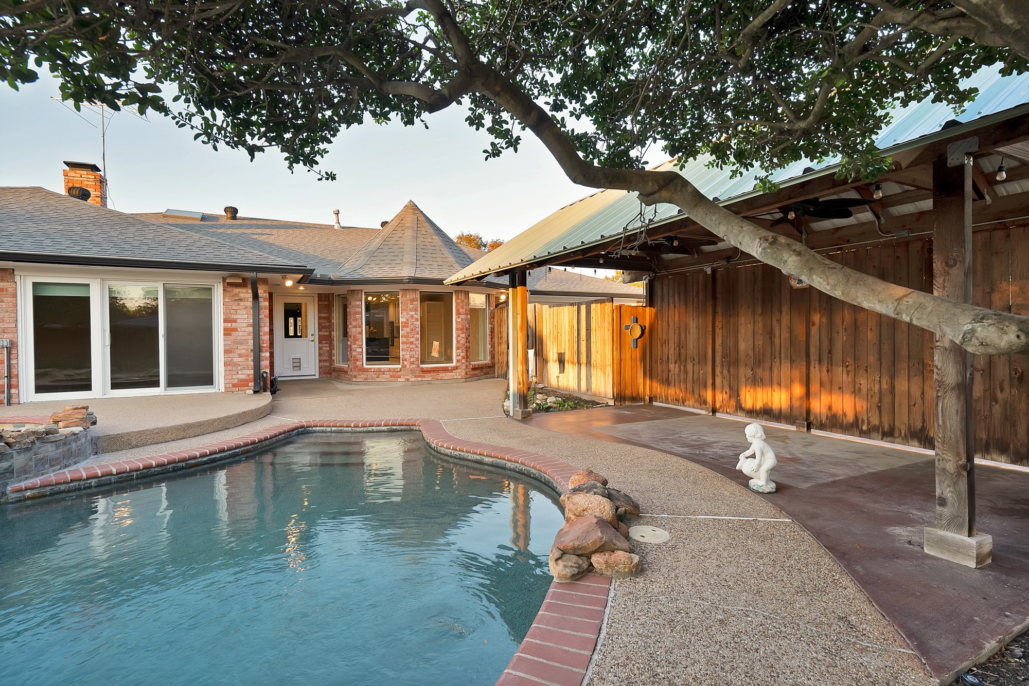 2804 Wood Wind Drive