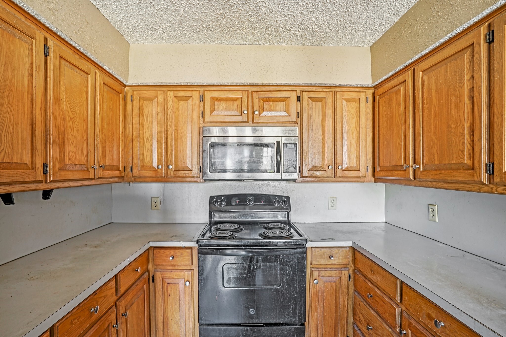 2423 Summer Place Drive