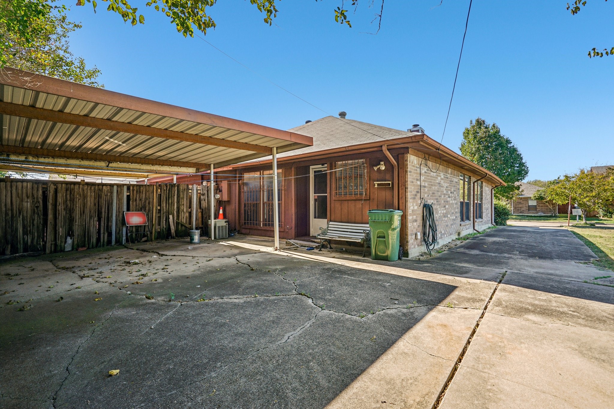 2423 Summer Place Drive