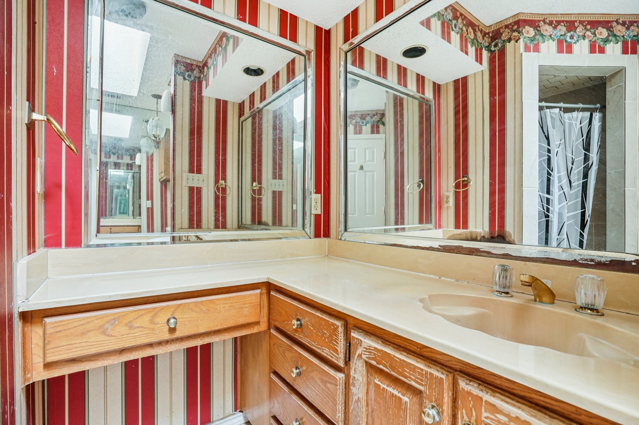 2423 Summer Place Drive