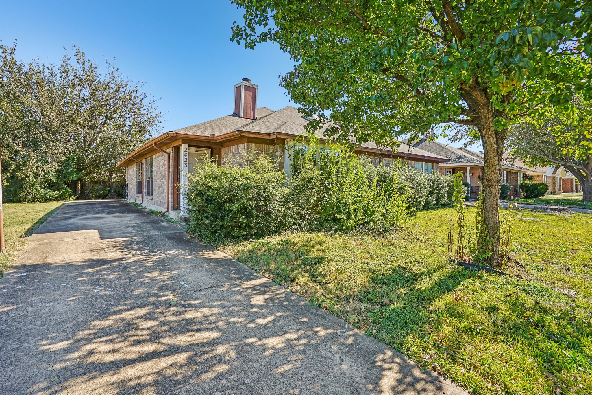 2423 Summer Place Drive