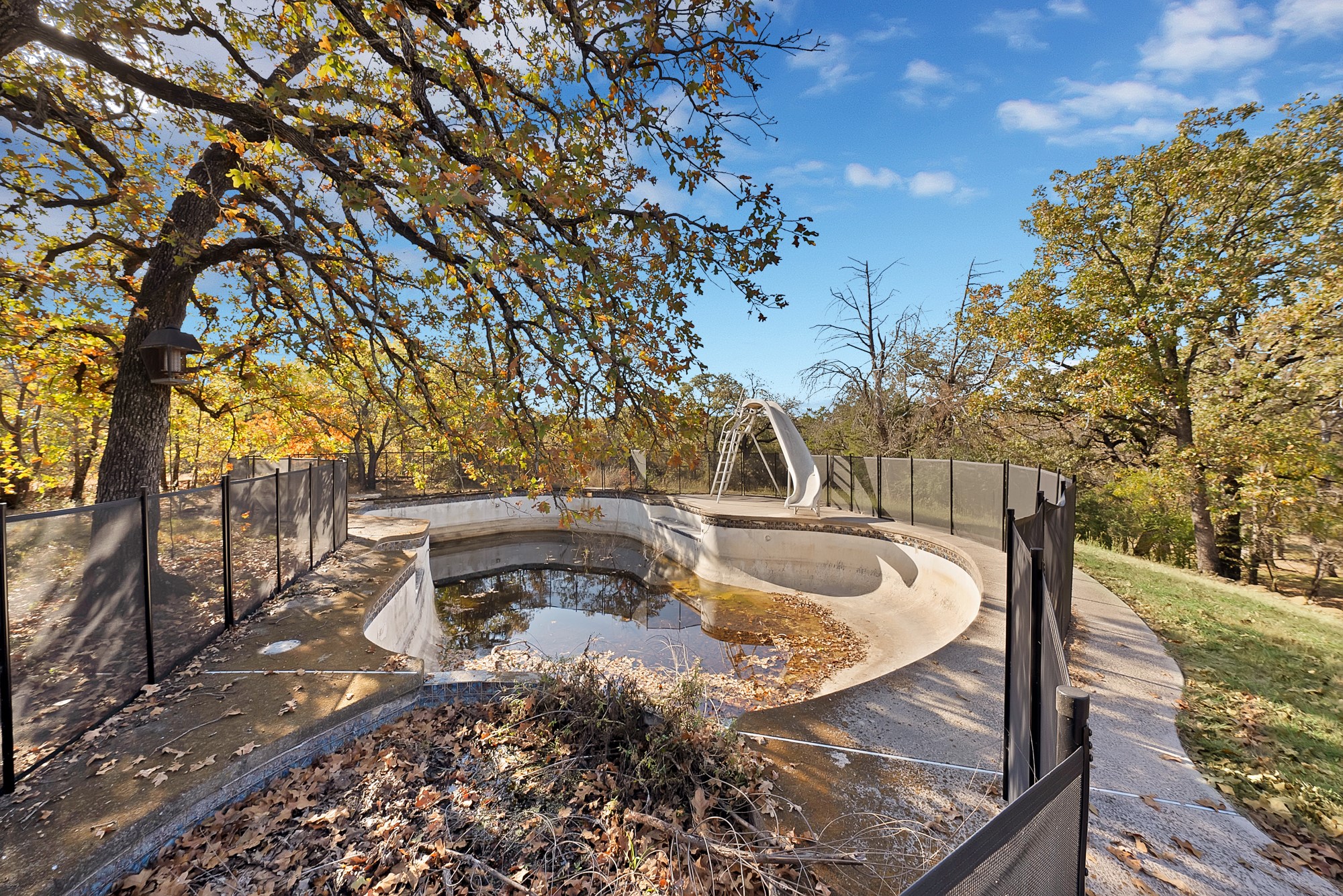 3925 Trisha Val Court