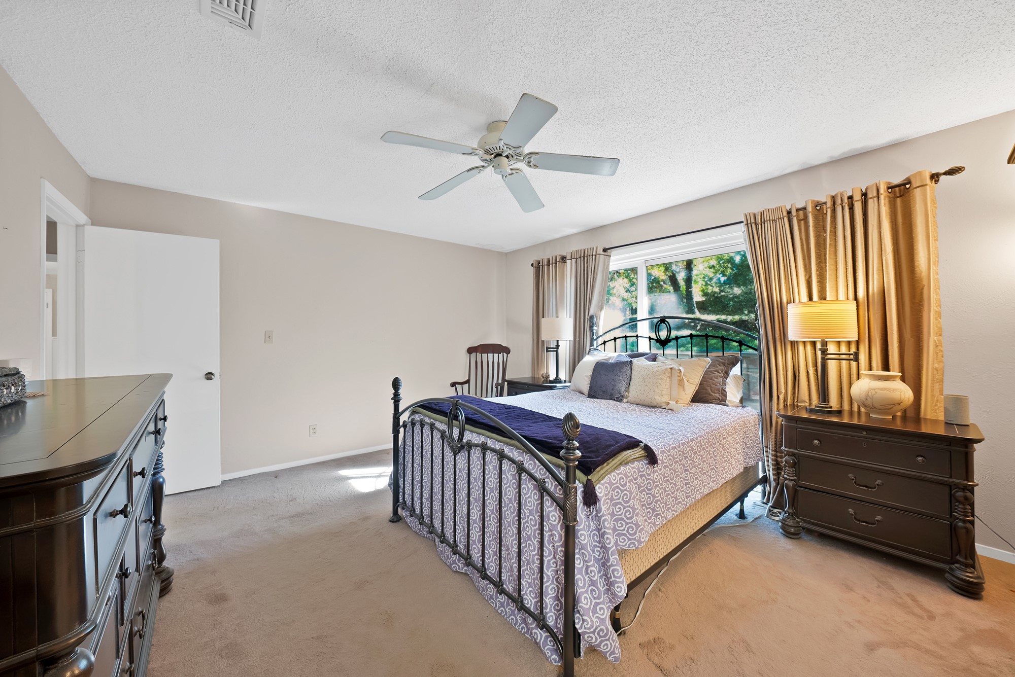 3925 Trisha Val Court