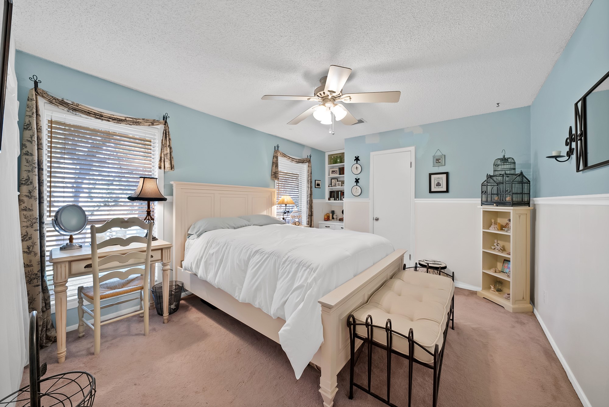 3925 Trisha Val Court