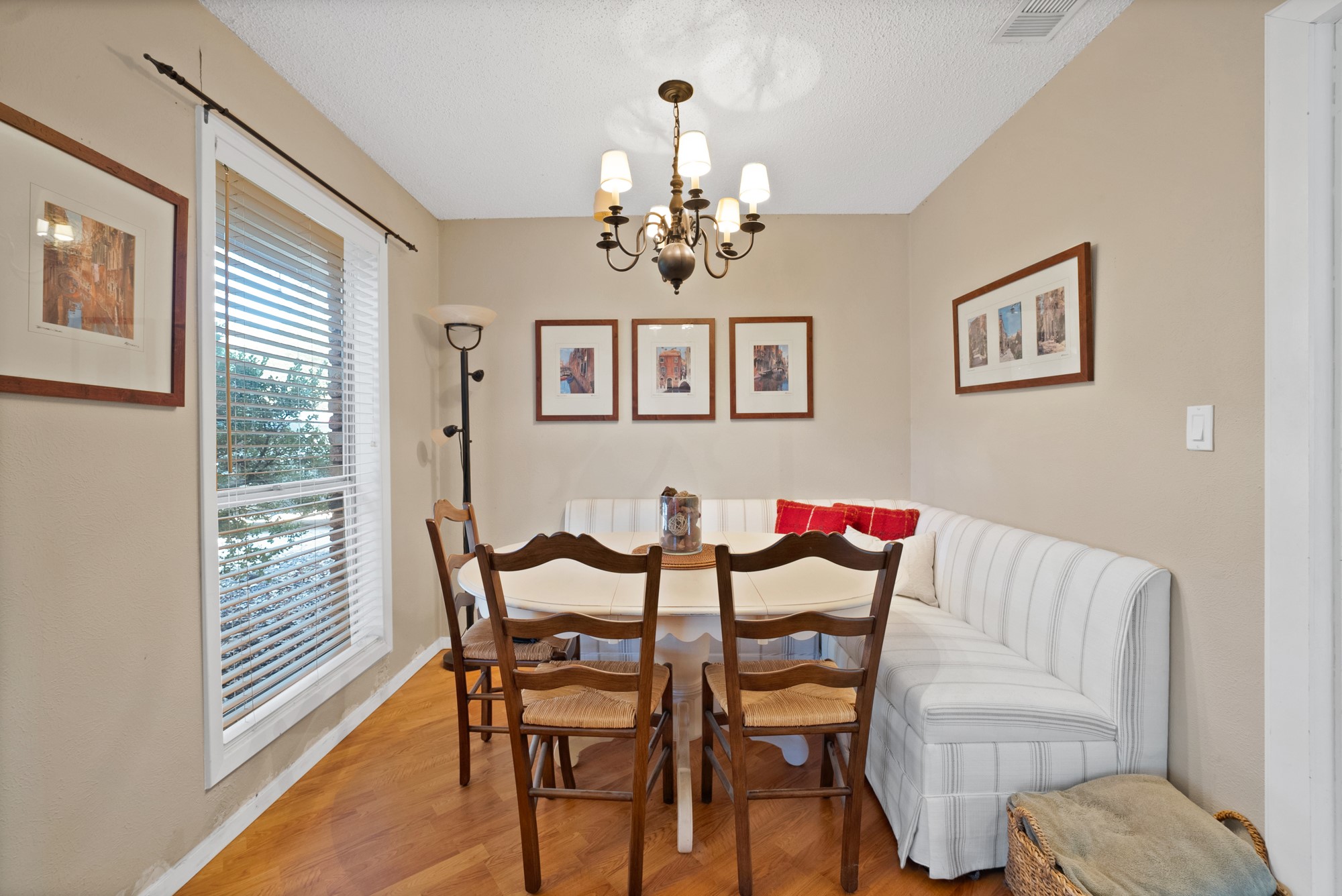 3925 Trisha Val Court