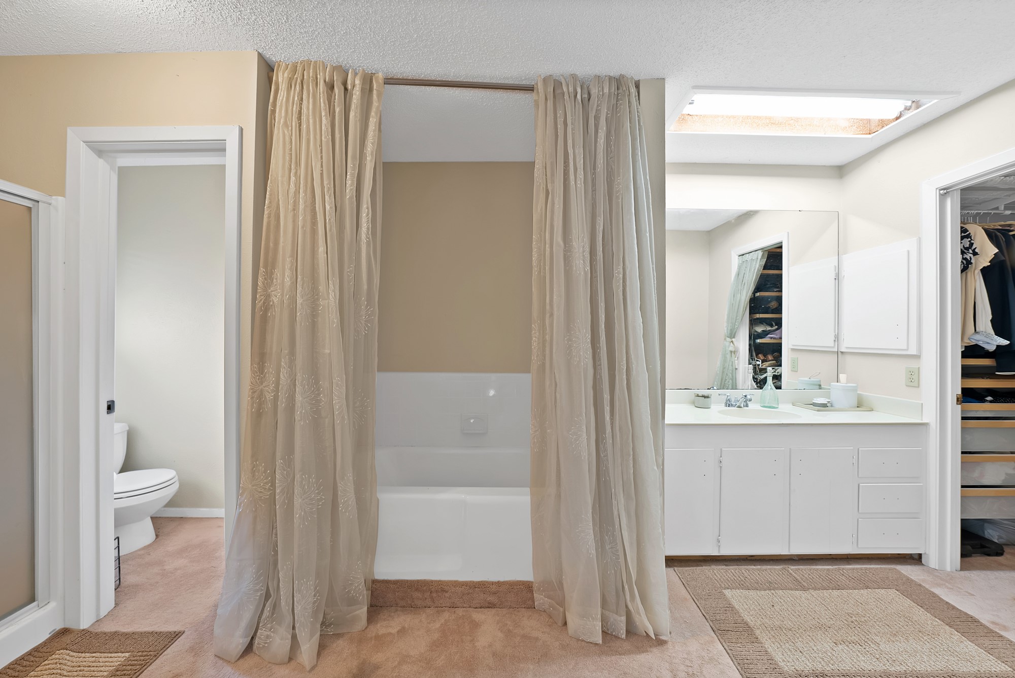 3925 Trisha Val Court