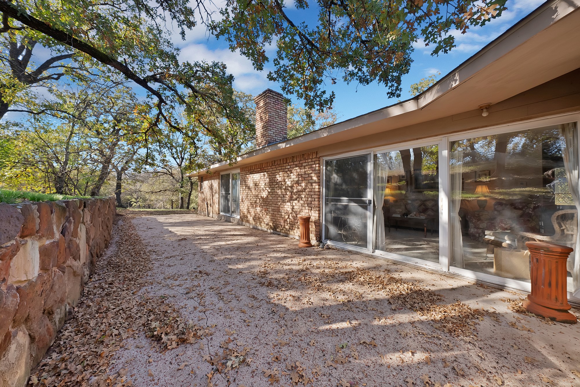 3925 Trisha Val Court