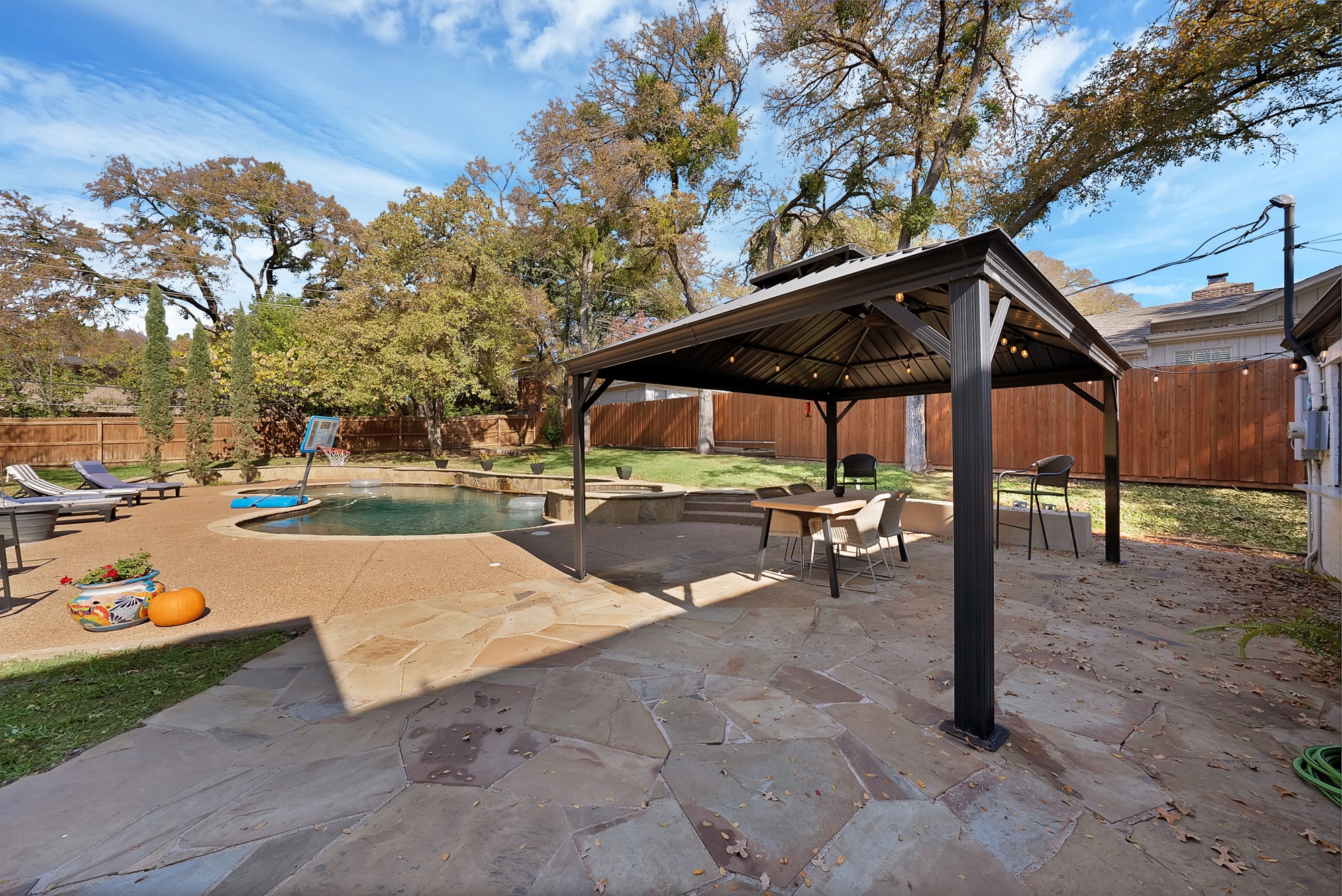 4105 Shady Valley Court