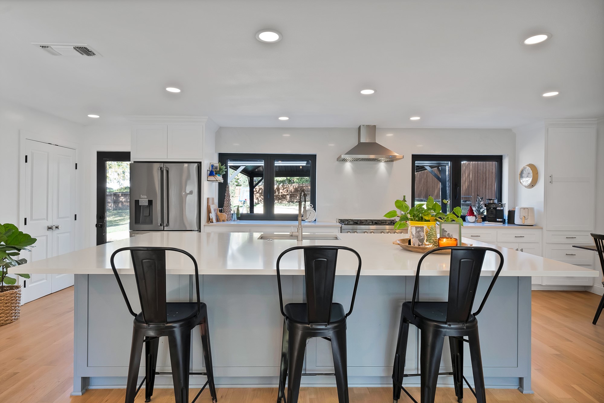 4105 Shady Valley Court