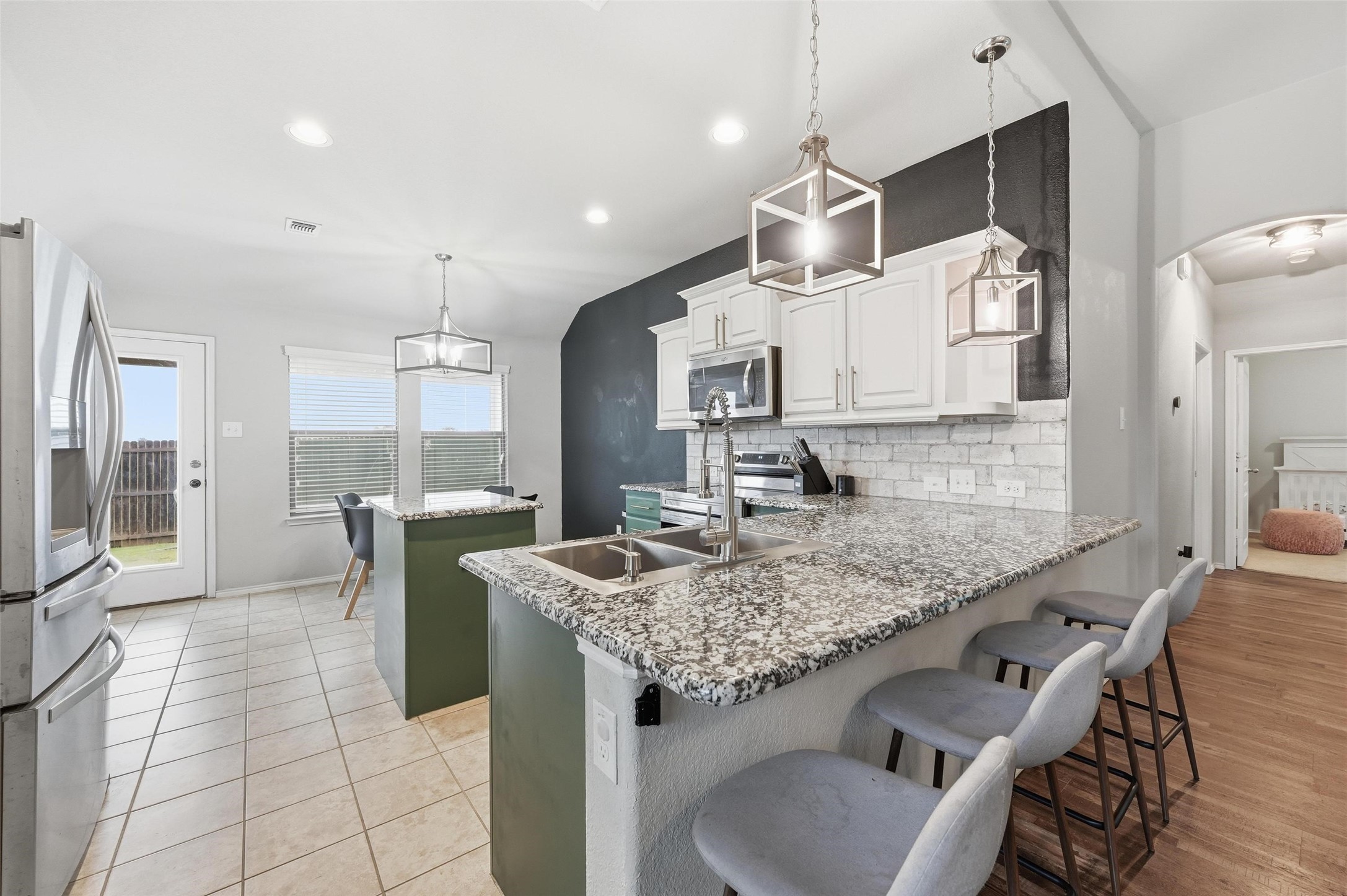 10329 Kingspoint Boulevard