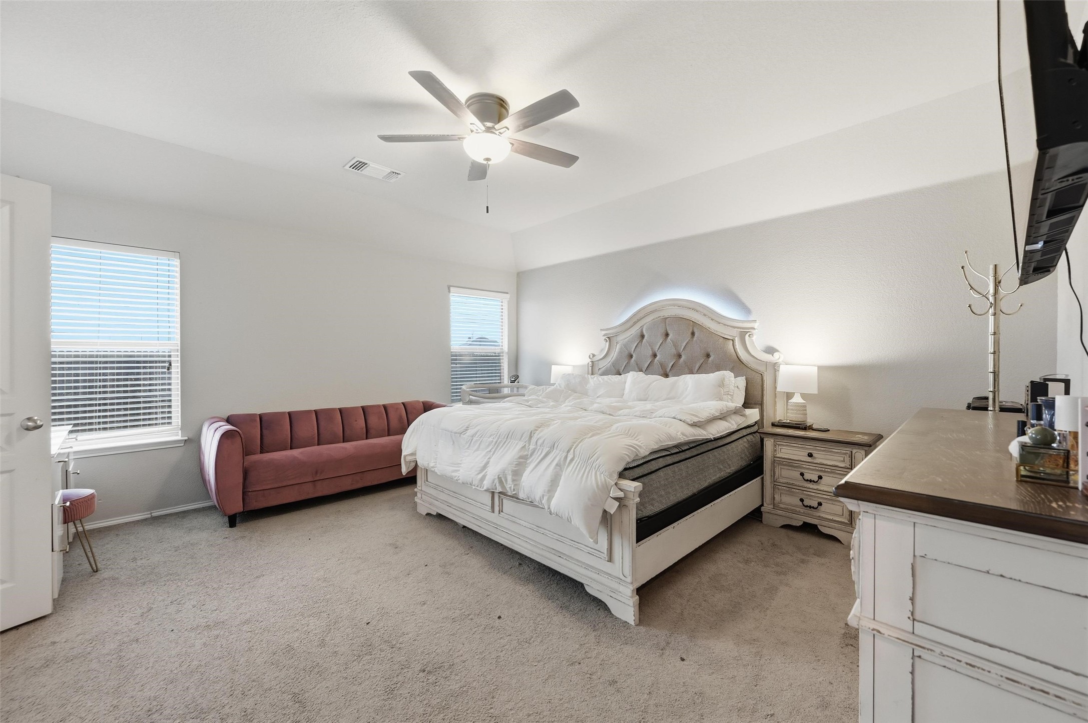 10329 Kingspoint Boulevard