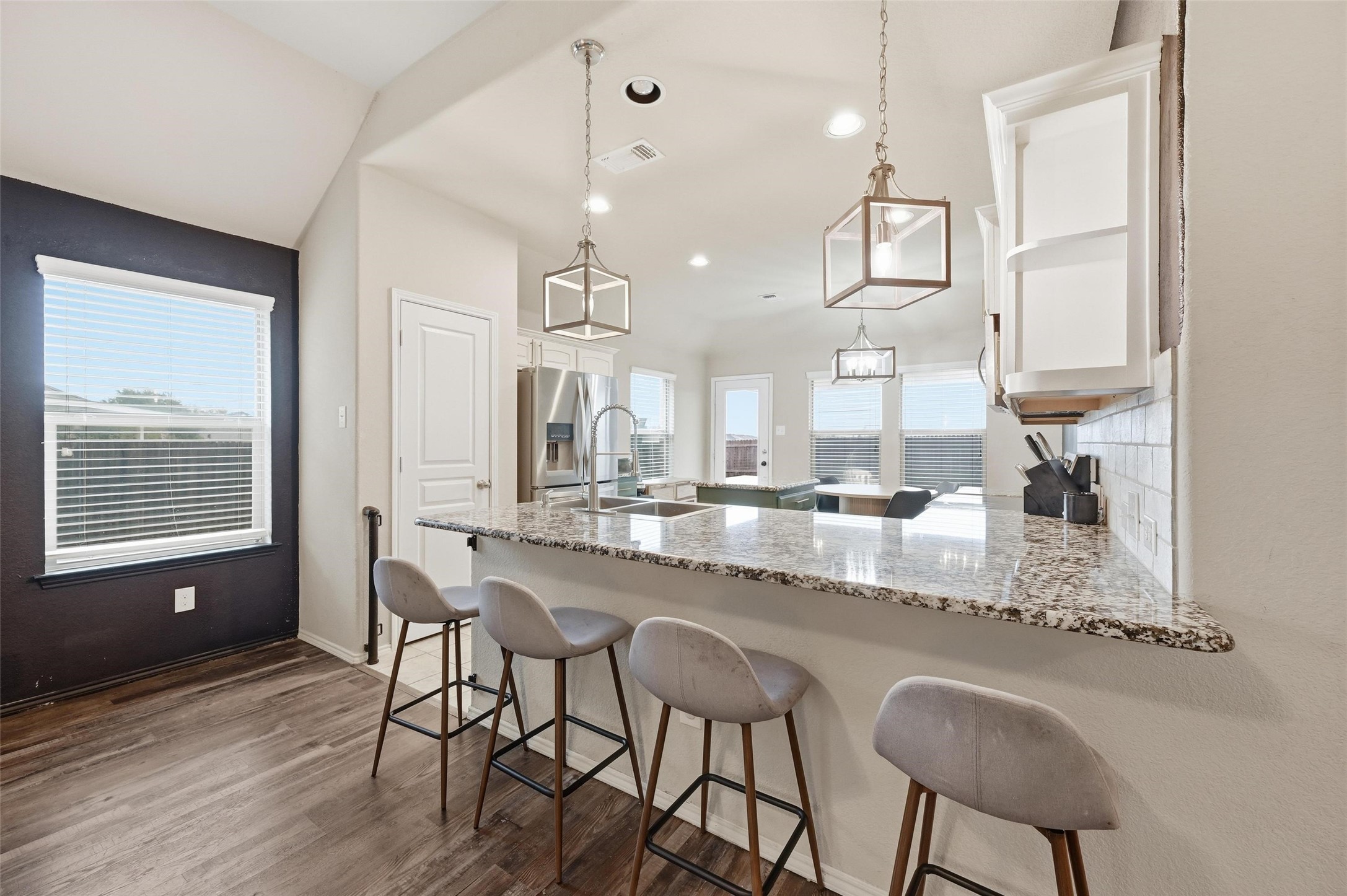 10329 Kingspoint Boulevard