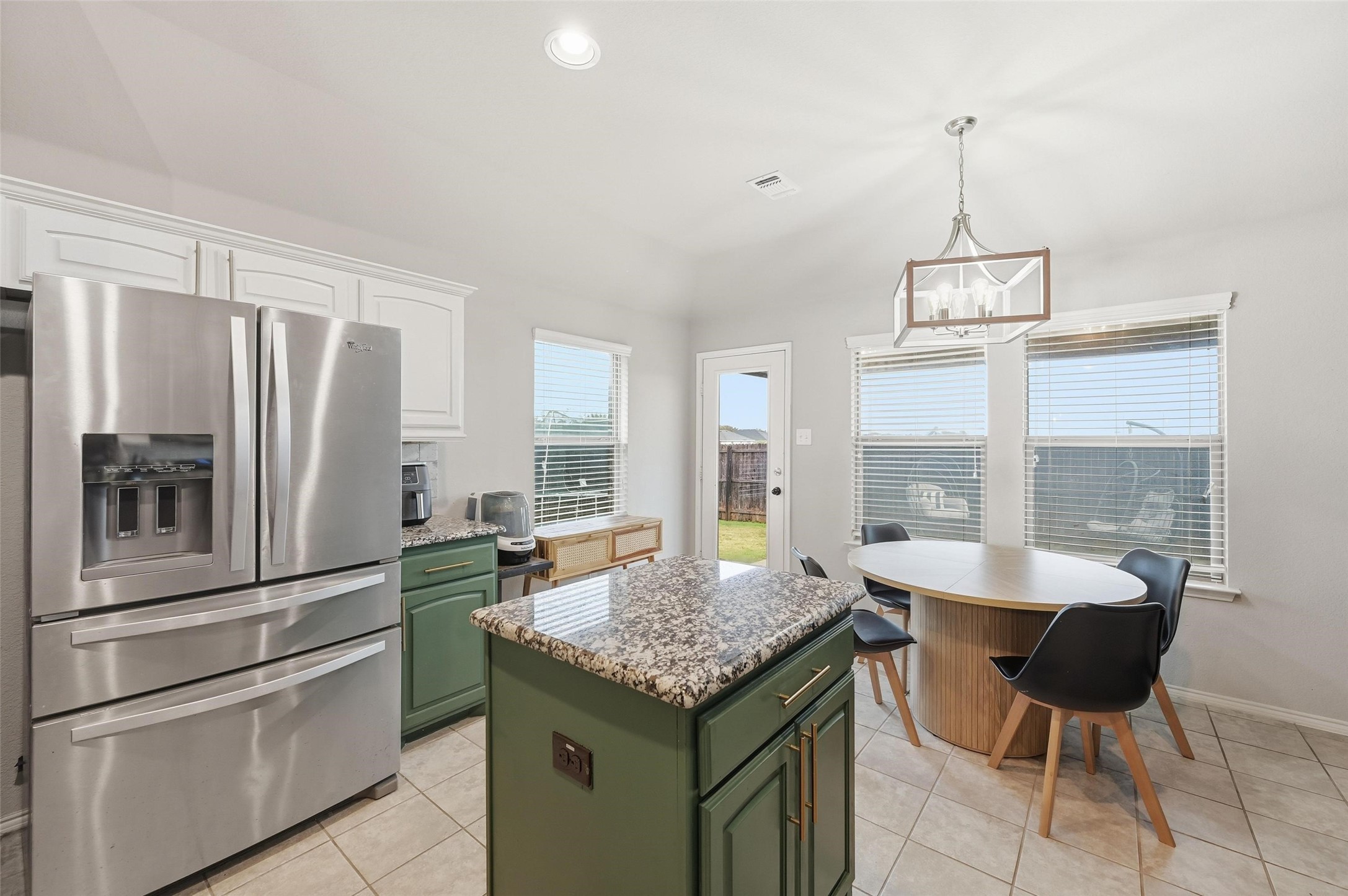 10329 Kingspoint Boulevard