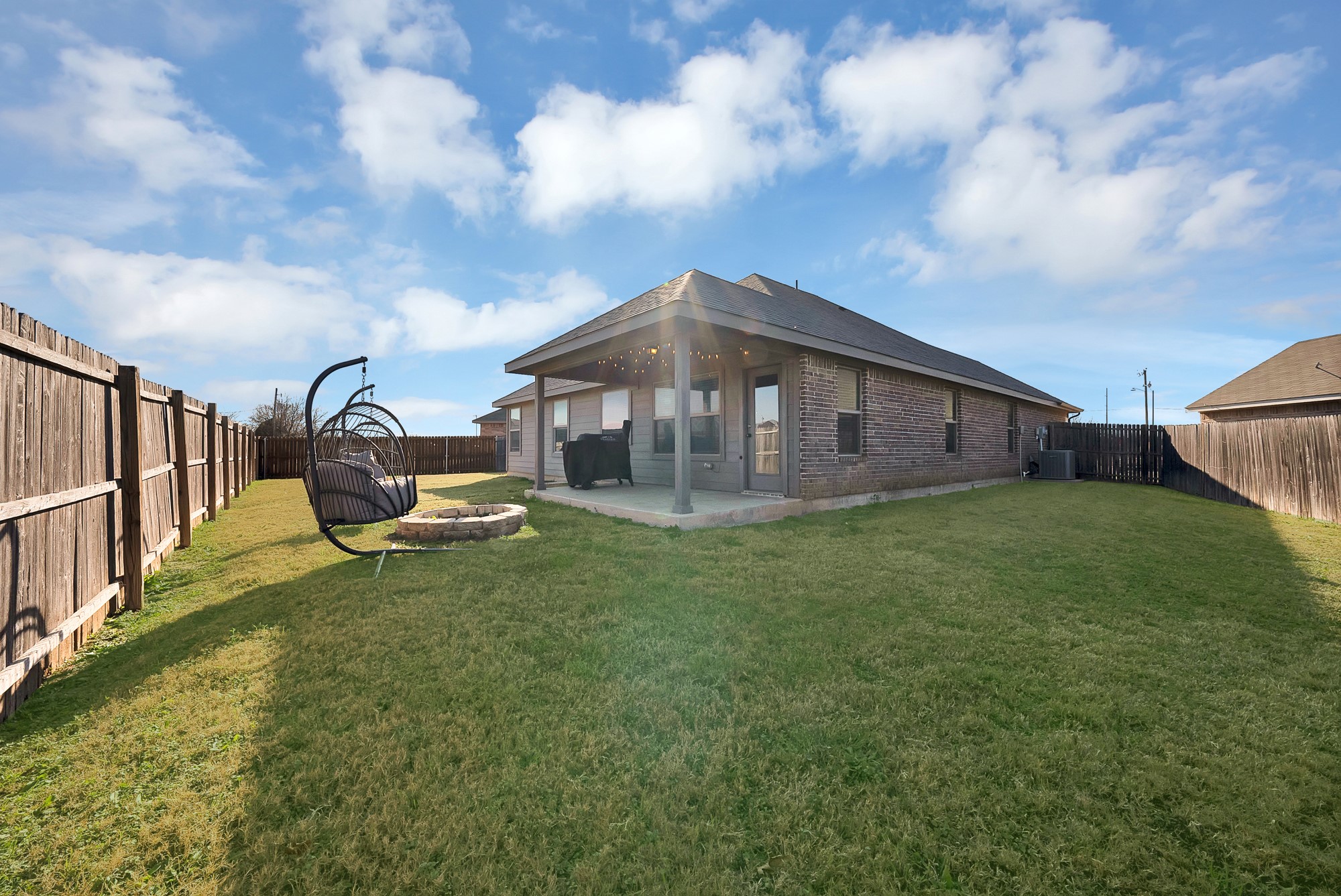 10329 Kingspoint Boulevard