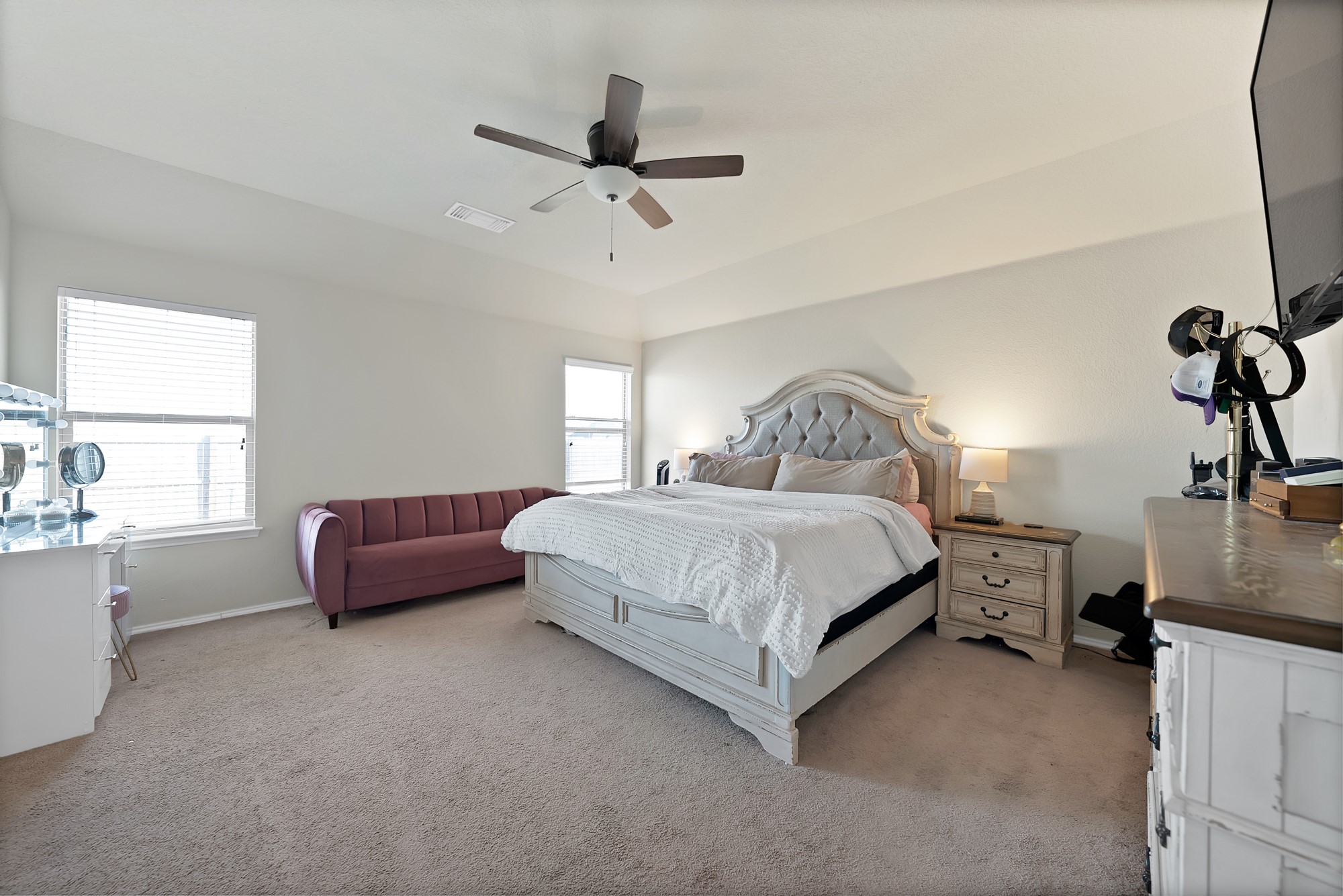 10329 Kingspoint Boulevard