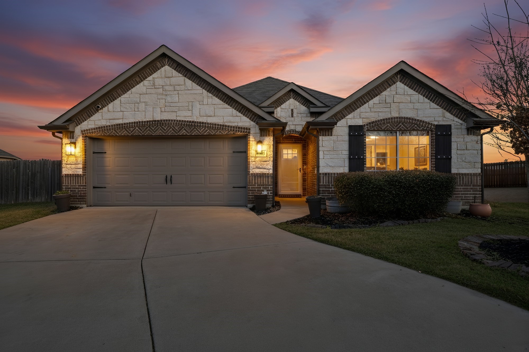 10329 Kingspoint Boulevard