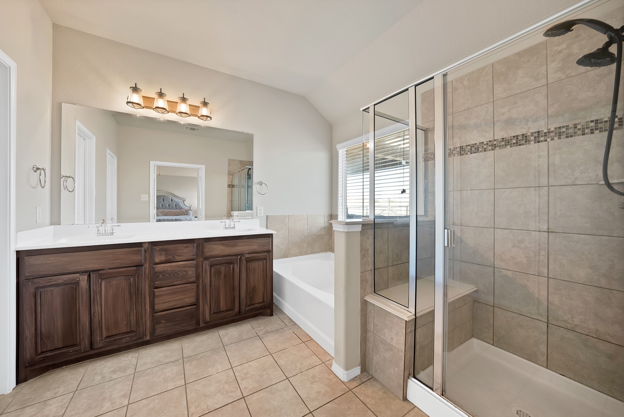 10329 Kingspoint Boulevard