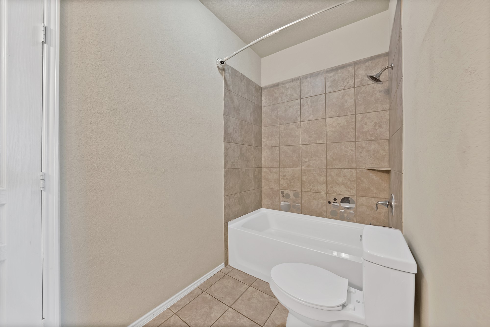 10329 Kingspoint Boulevard