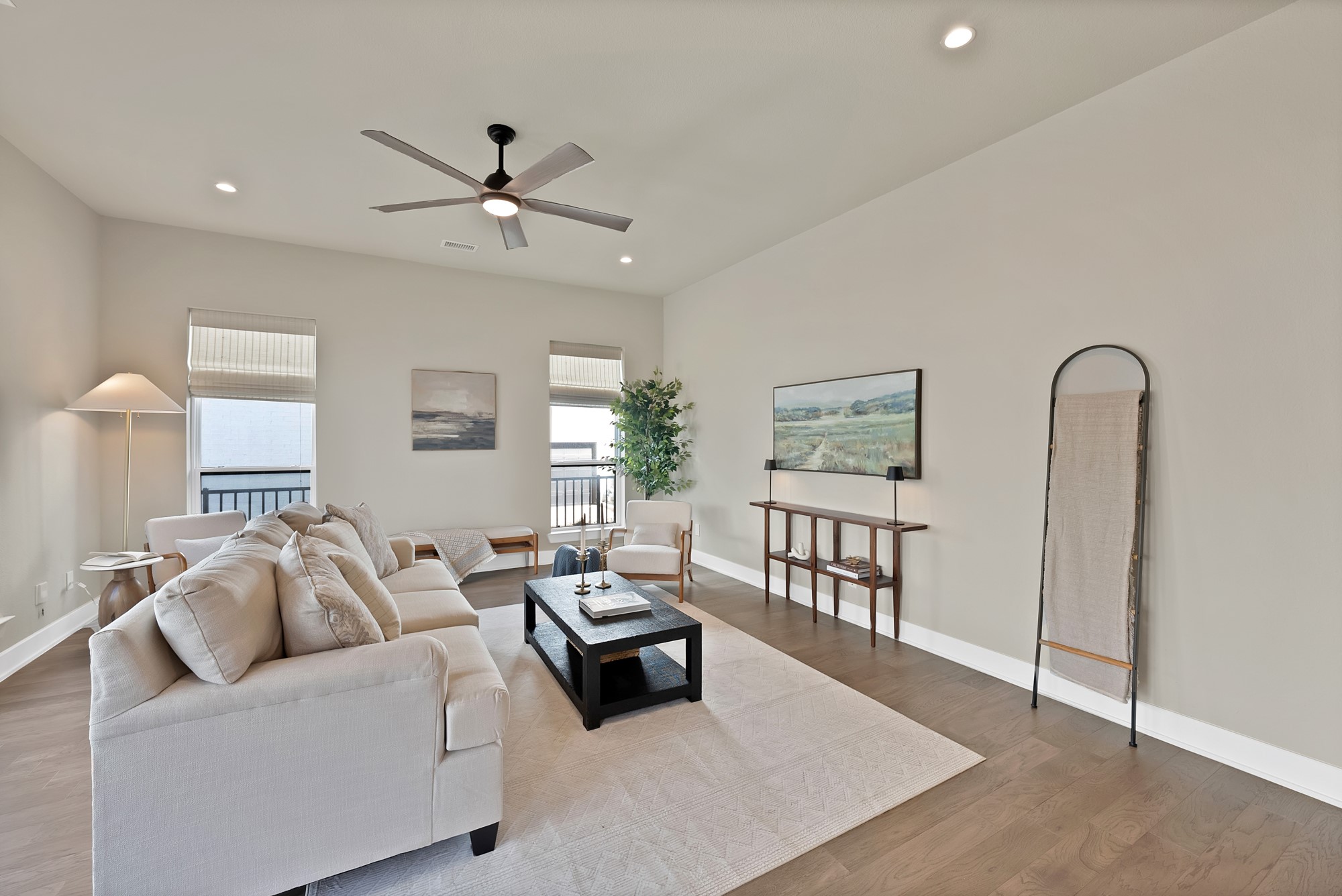 123 Garden Court E