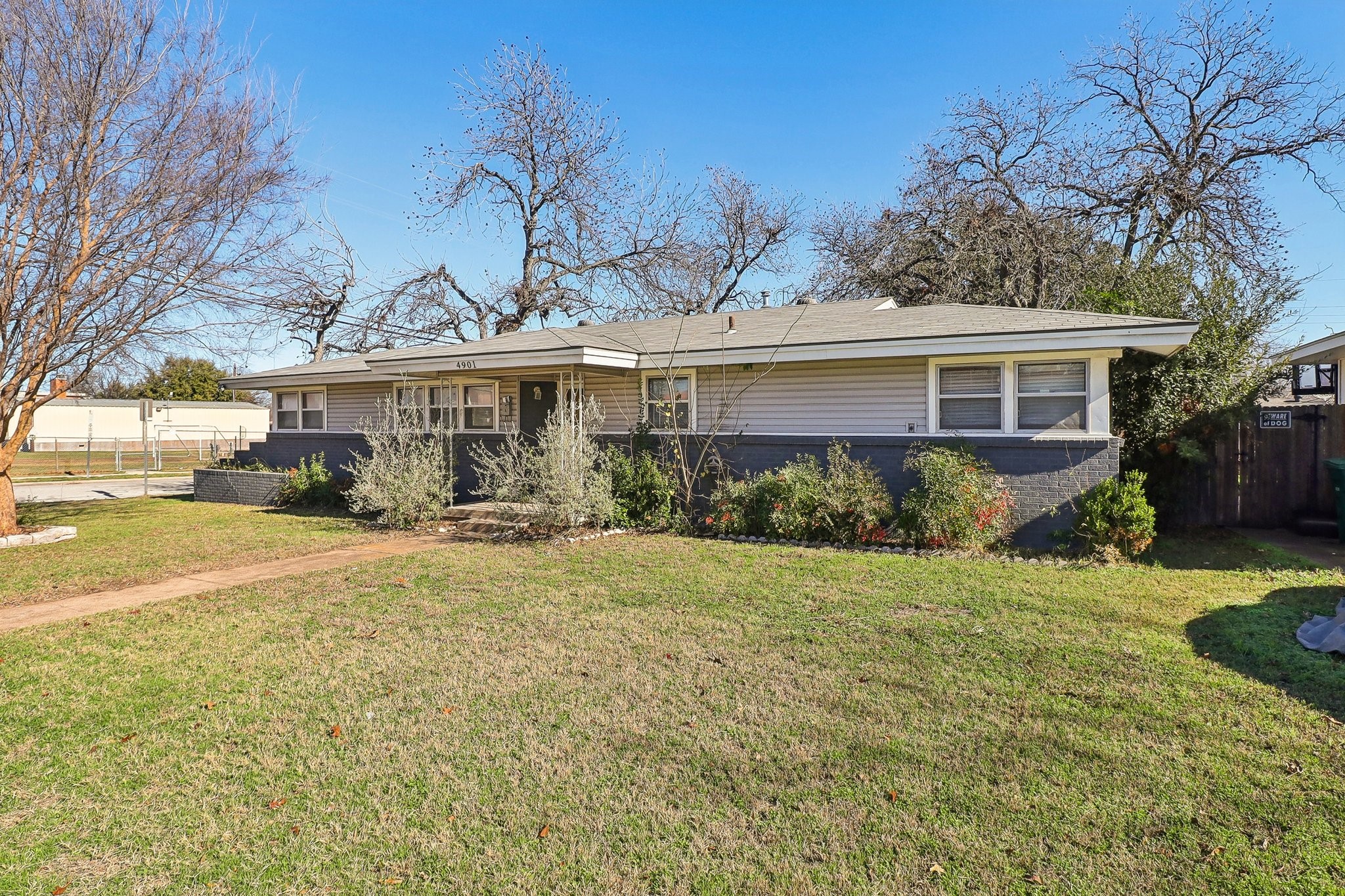 4901 Rector Avenue