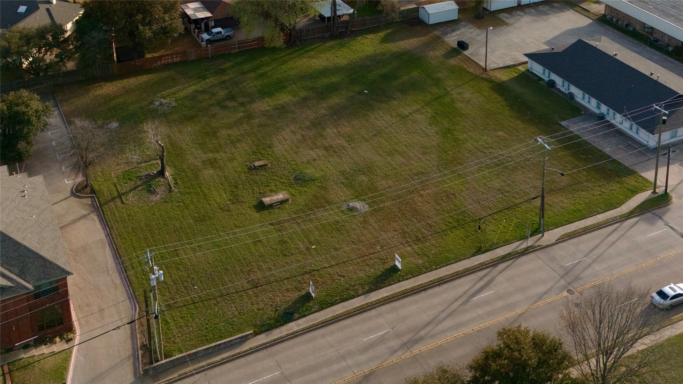 3208 W Park Row Drive