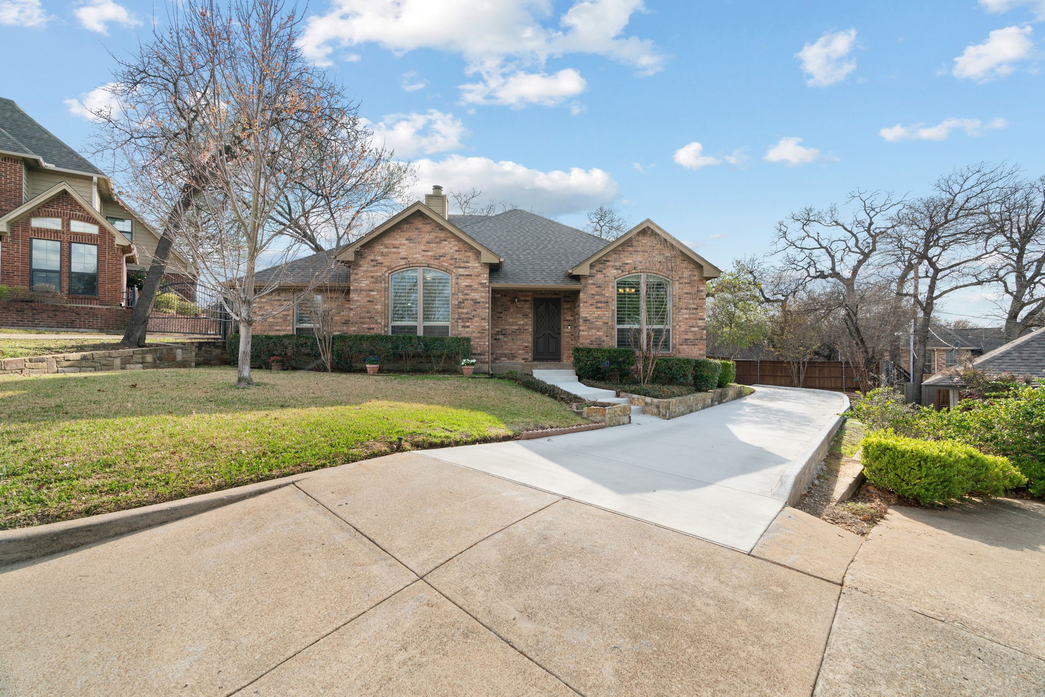 5322 Stonewood Court