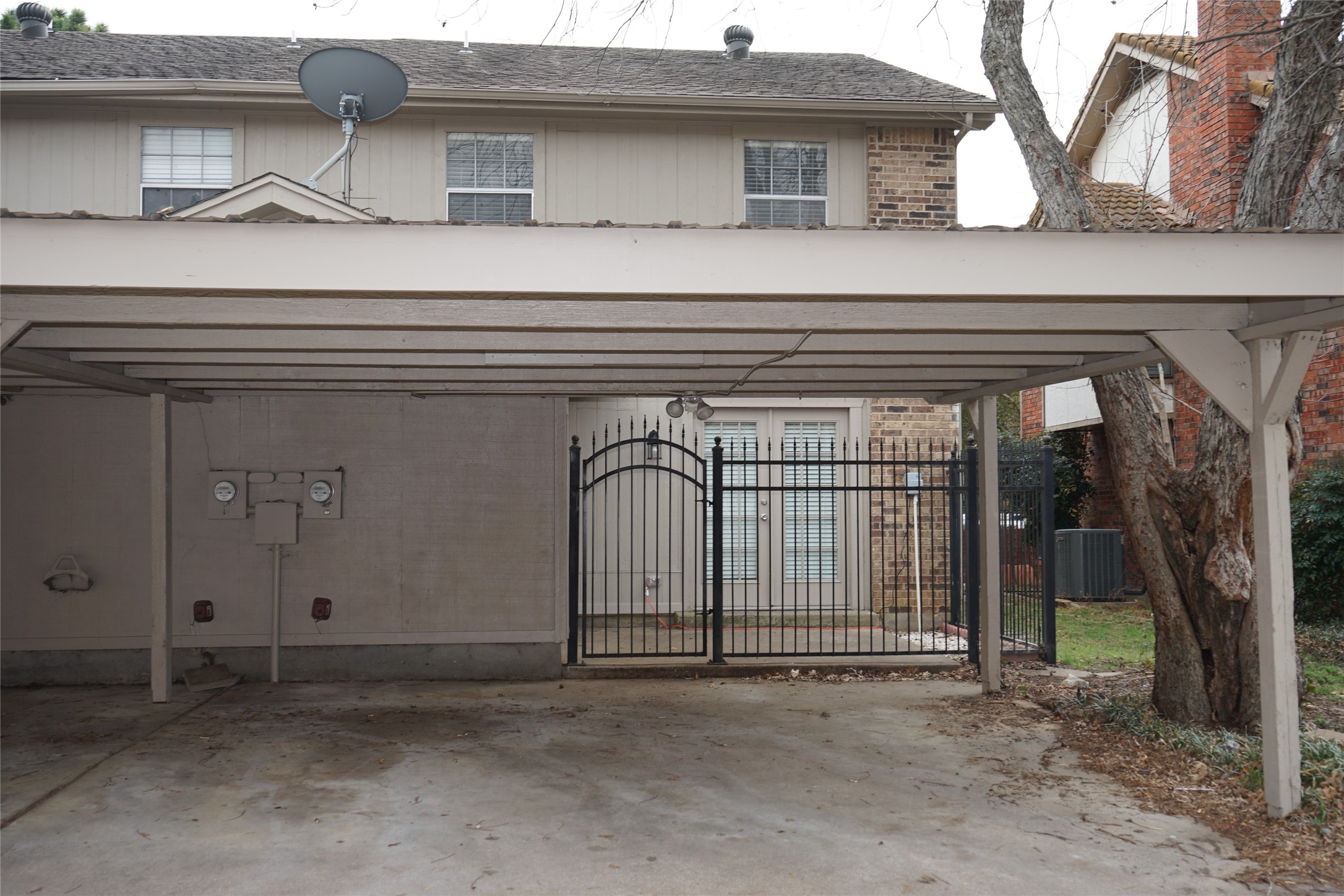 2443 N Graham Drive