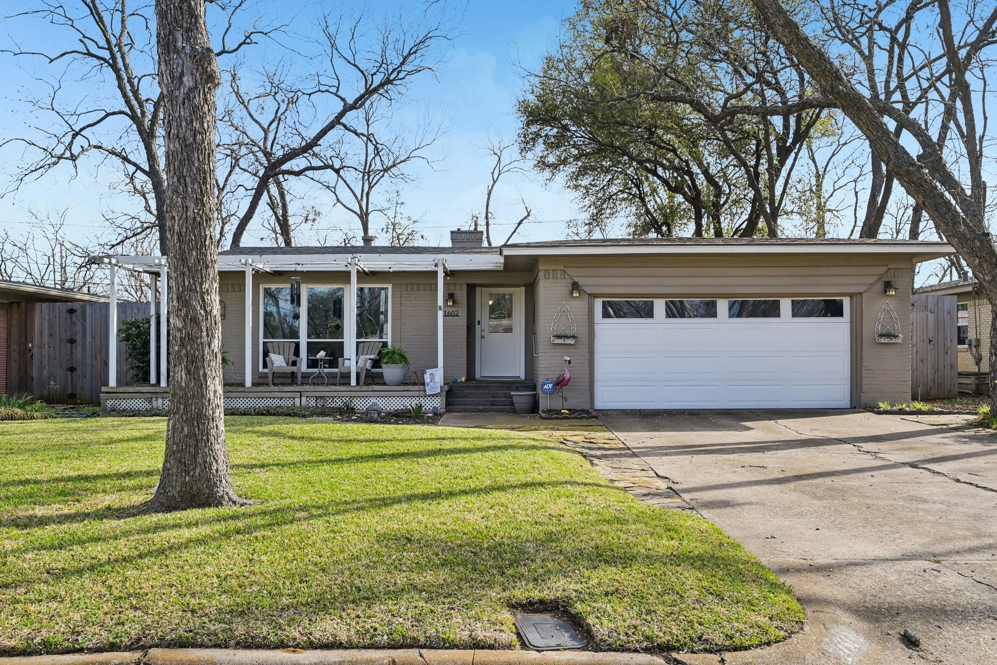 1602 Marshalldale Drive