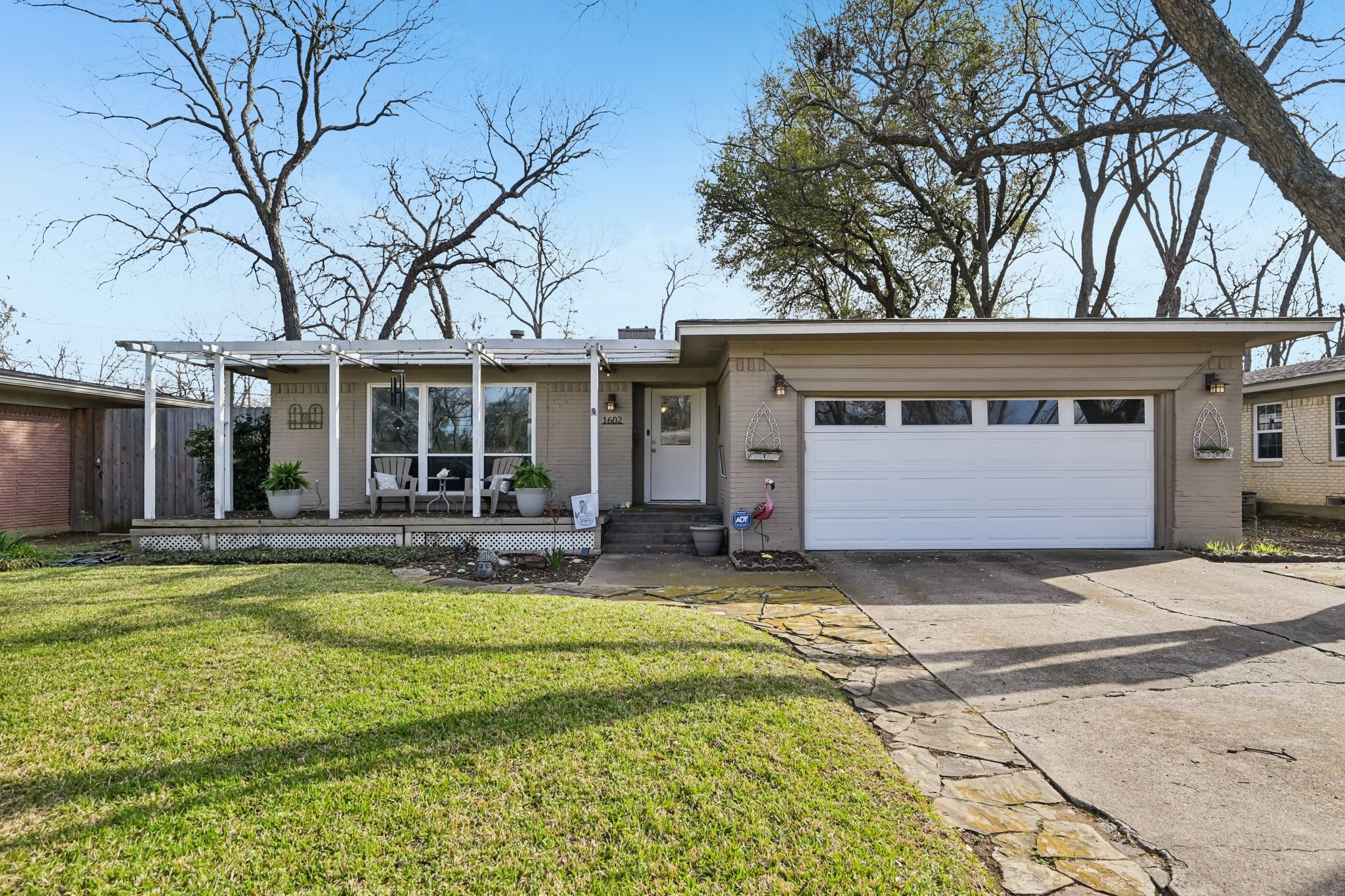 1602 Marshalldale Drive