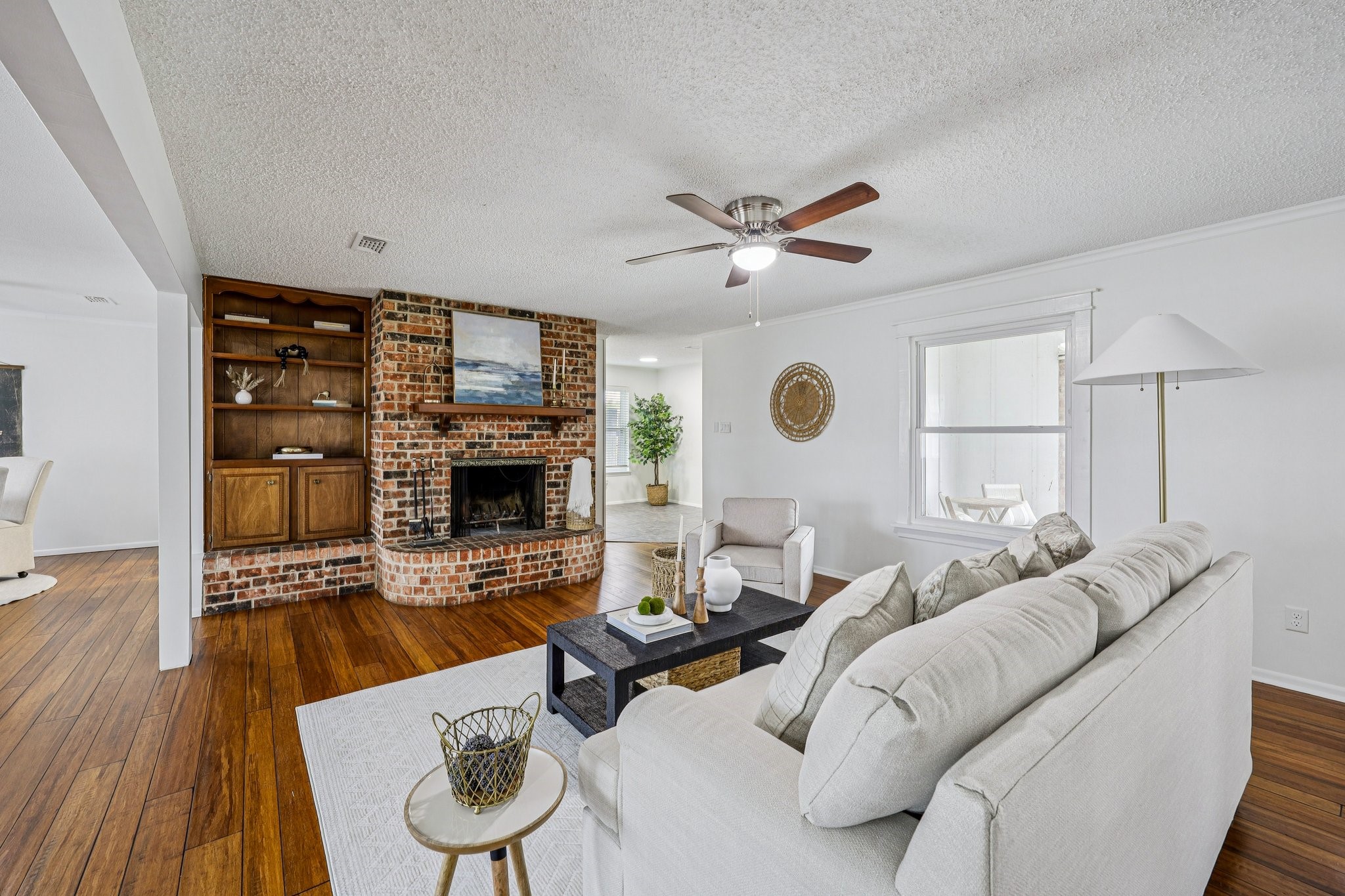 1015 Rocky Canyon Road