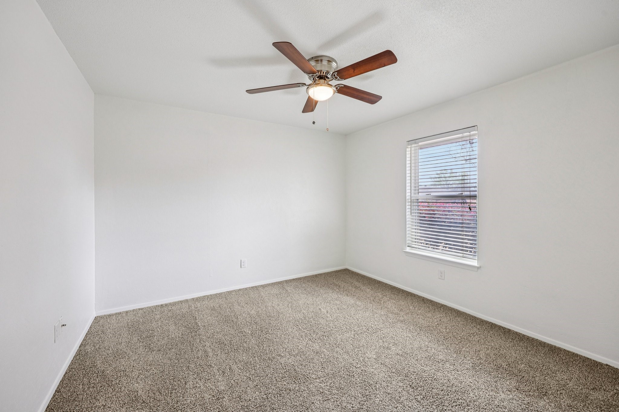 1015 Rocky Canyon Road