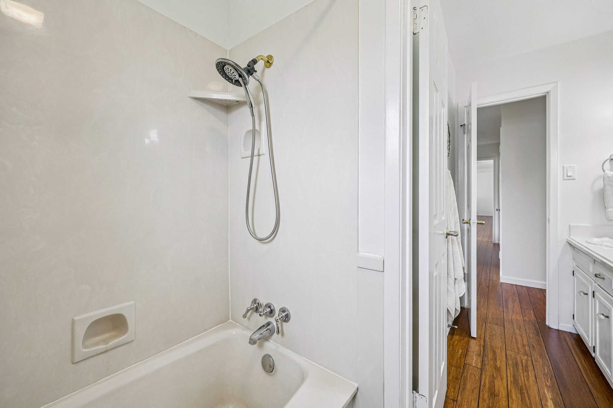 1015 Rocky Canyon Road