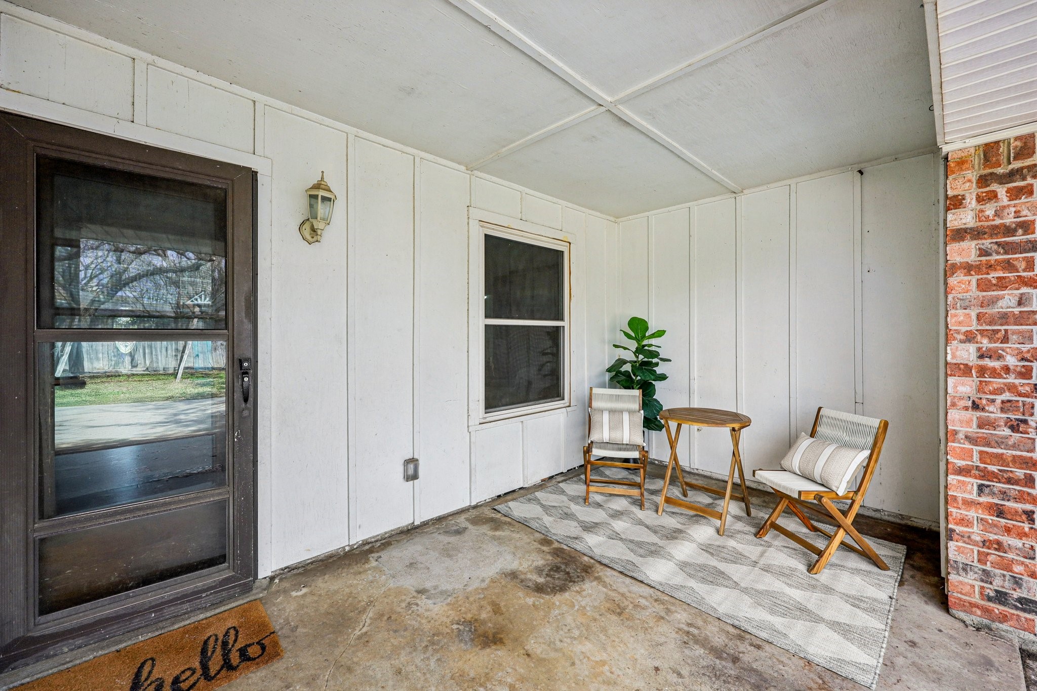 1015 Rocky Canyon Road