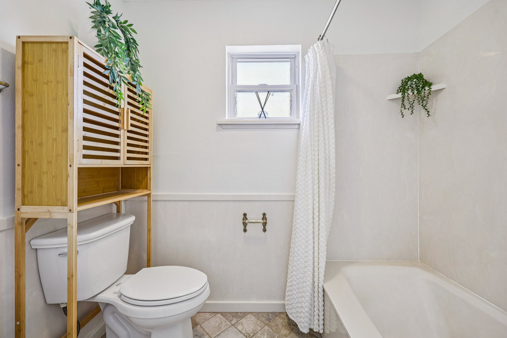 1015 Rocky Canyon Road