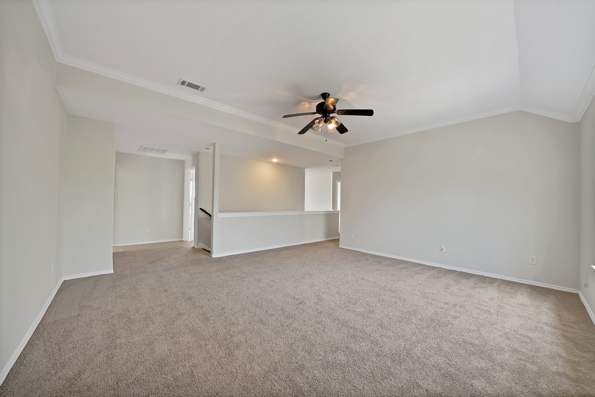 2770 S Lakeview Drive