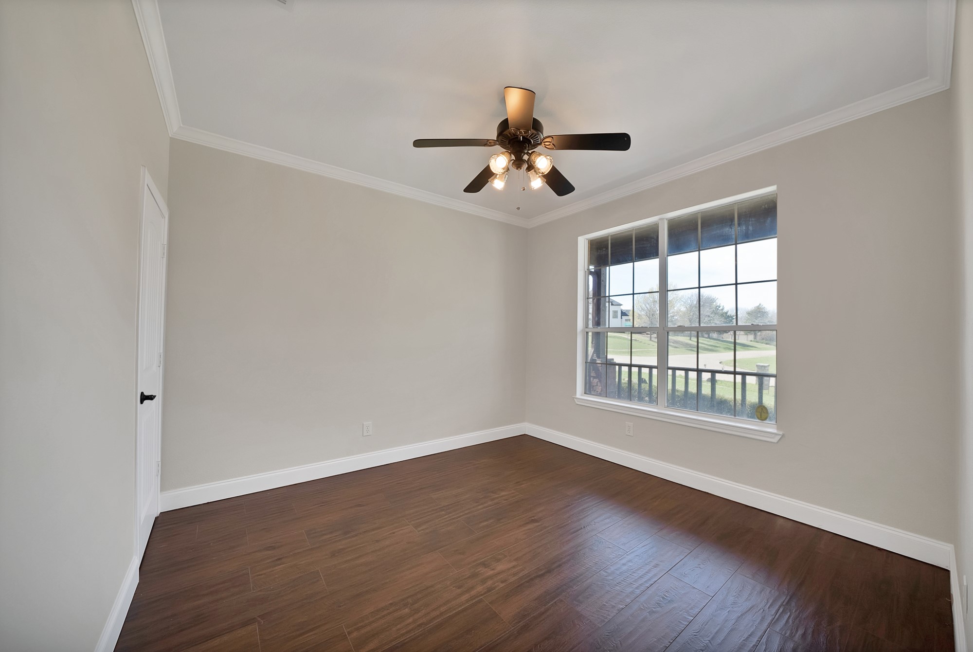 2770 S Lakeview Drive