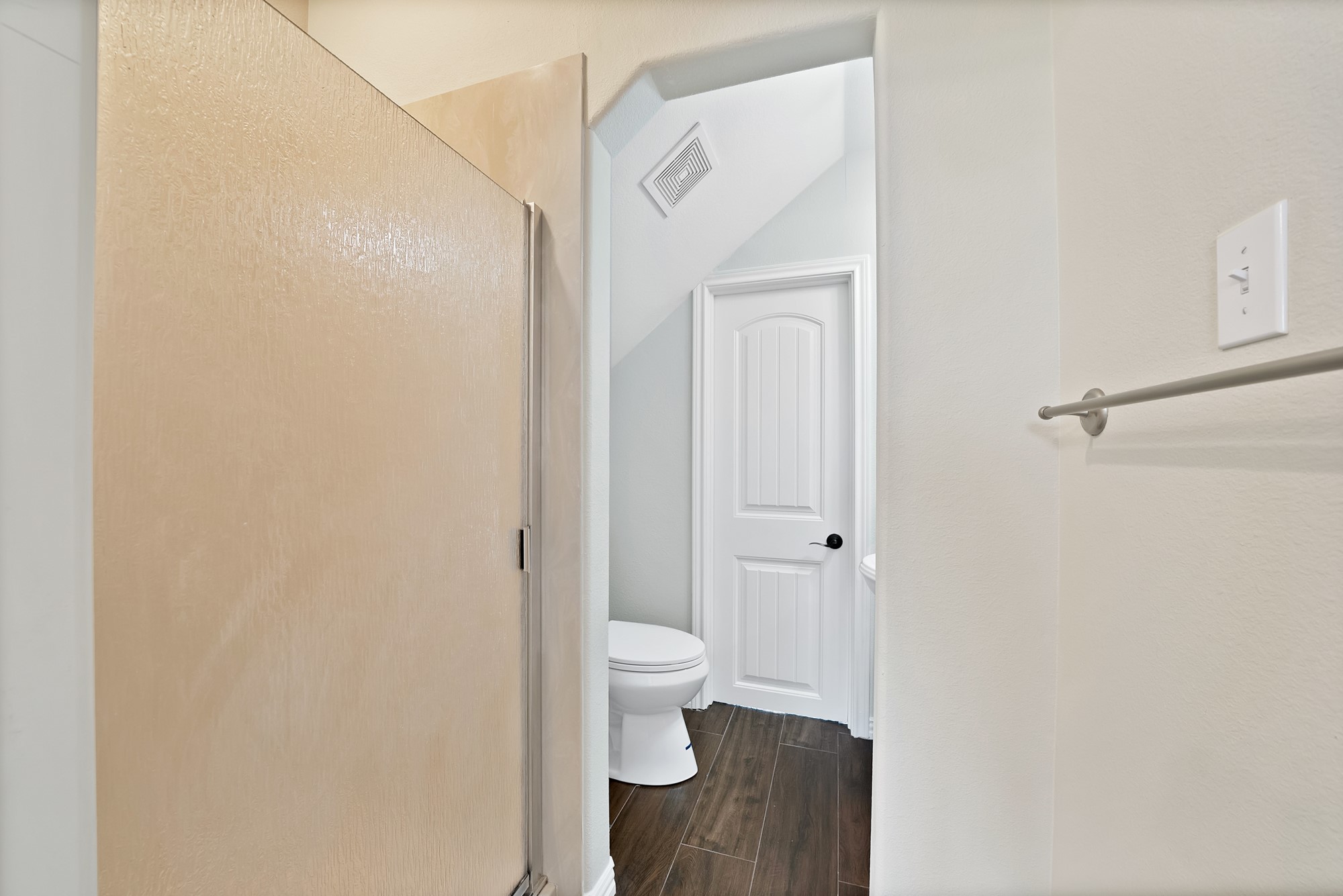 2770 S Lakeview Drive