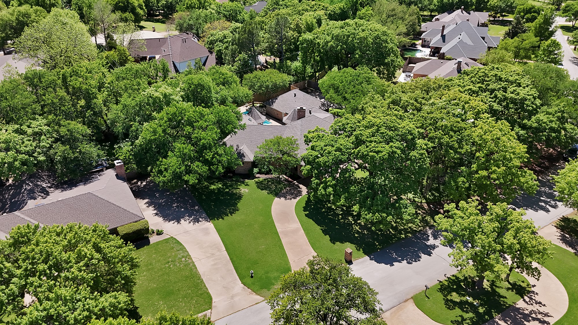 2900 Oak Trail Court
