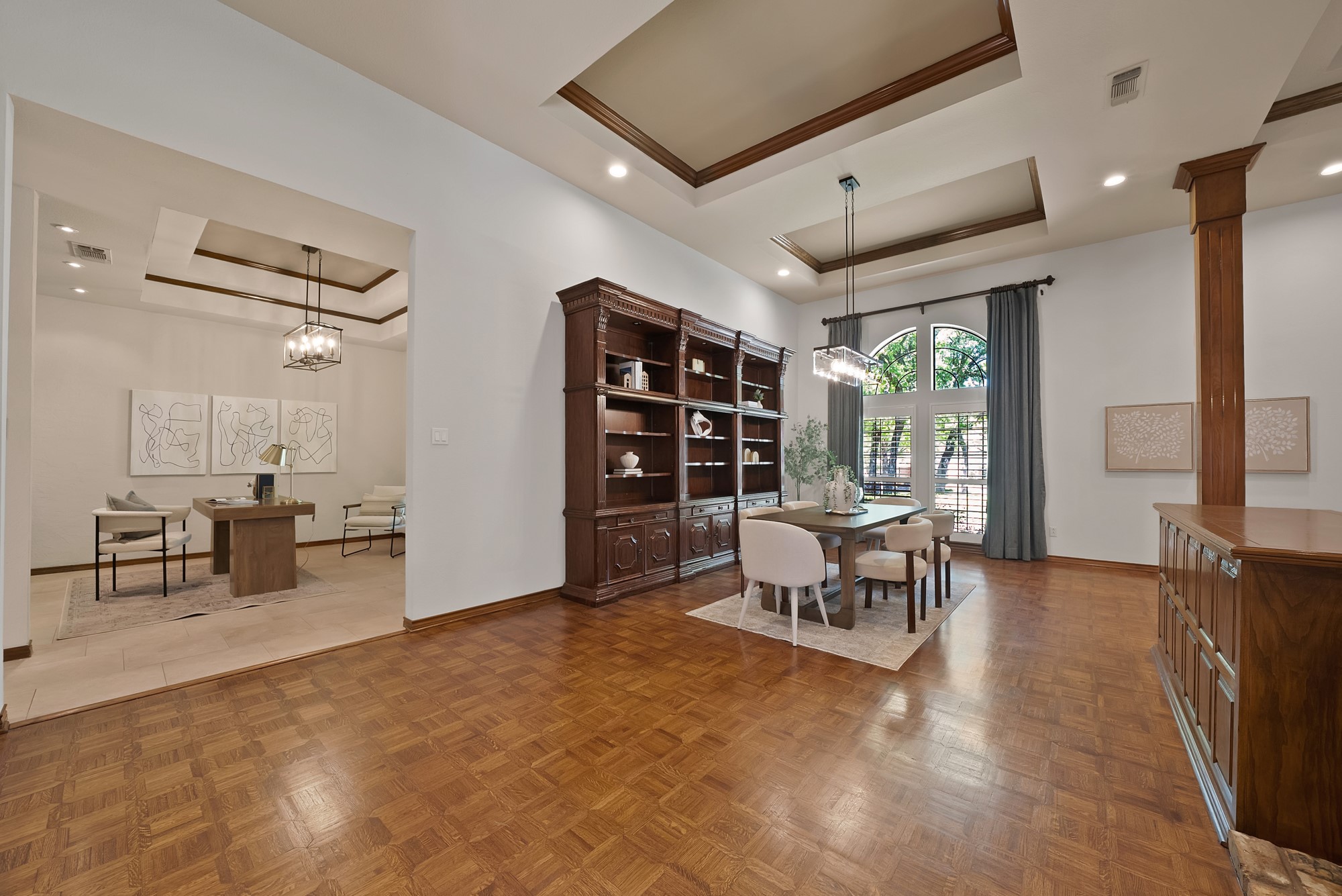 2900 Oak Trail Court